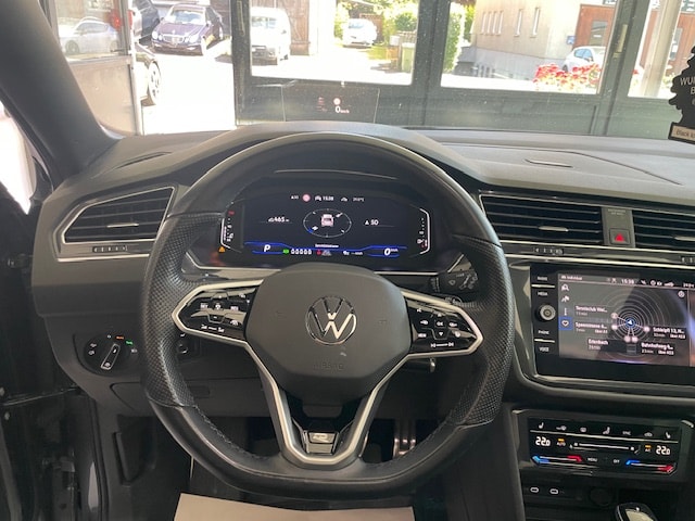 VW Tiguan Allspace 2.0TSI R-Line 4Motion DSG-image-8