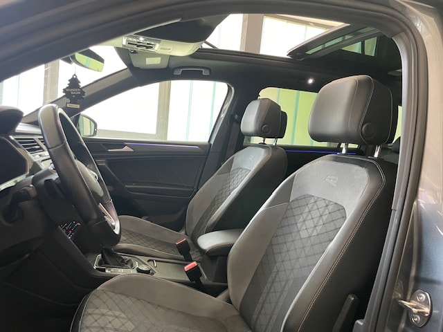 VW Tiguan Allspace 2.0TSI R-Line 4Motion DSG-image-9
