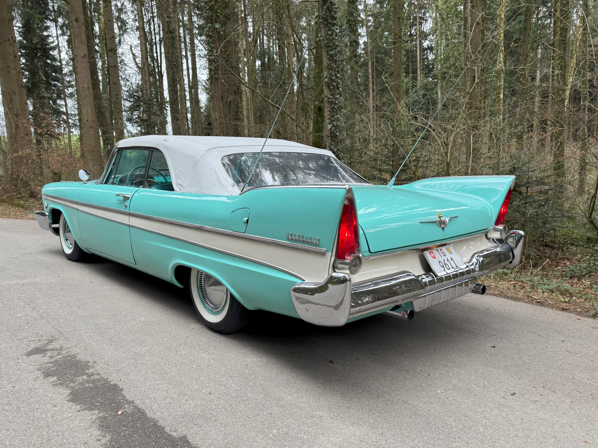 PLYMOUTH Belvedere-image-5