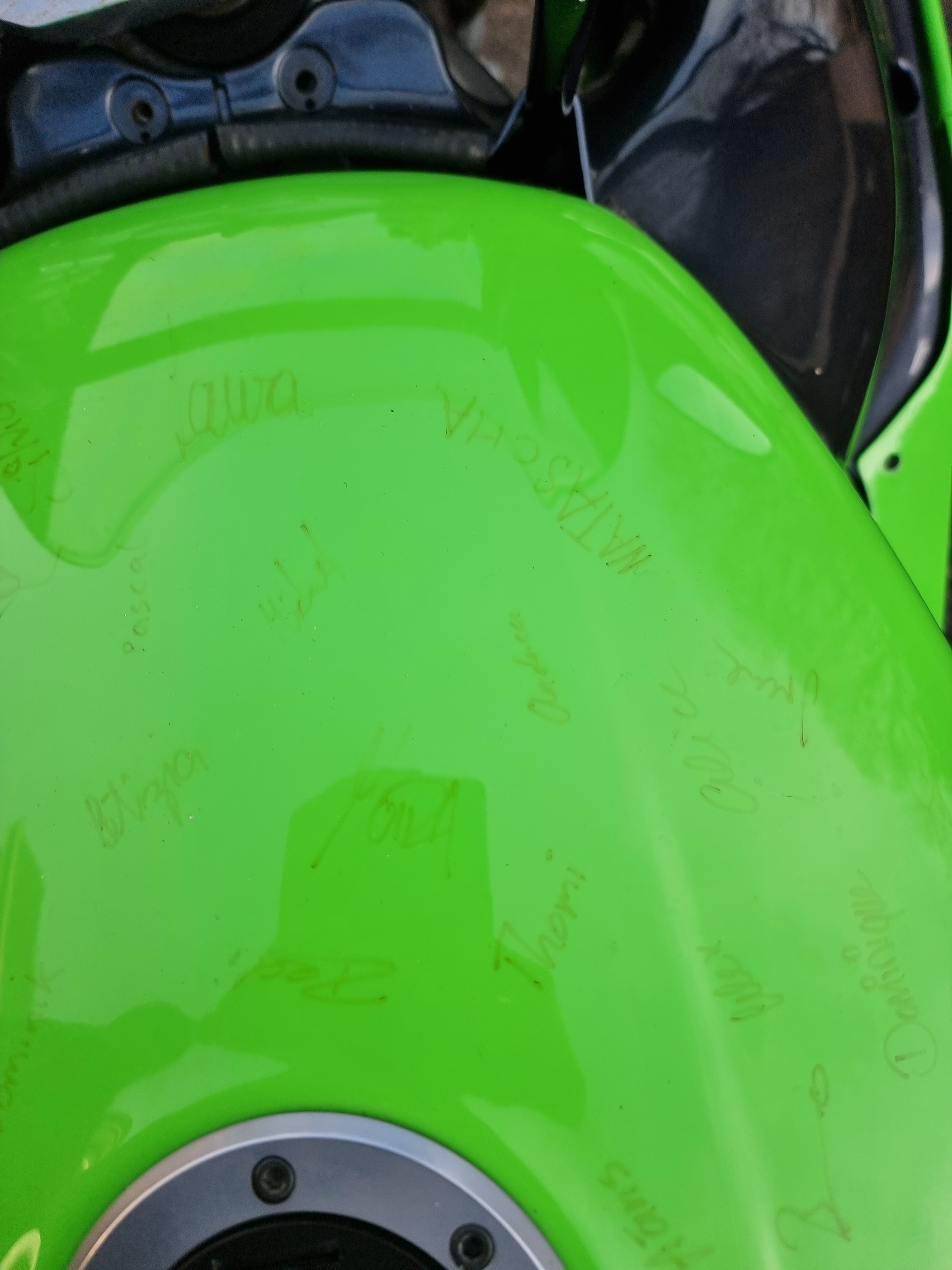 KAWASAKI Ninja ZX-9R-image-10