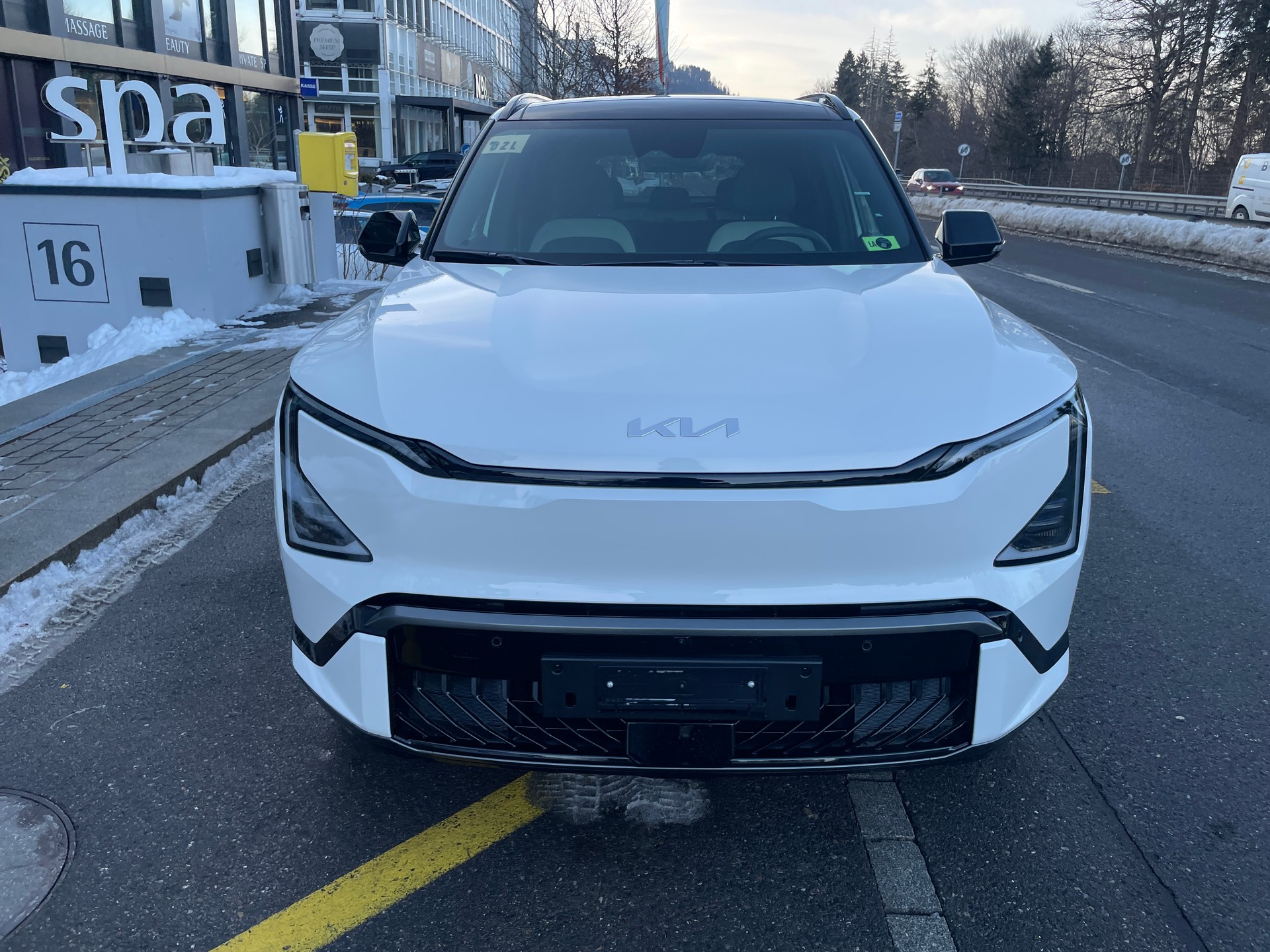 KIA EV5 GT-Line Launch Edition mit GT-Line Pack und Panorama Dach elektrisch-showroom-element-1