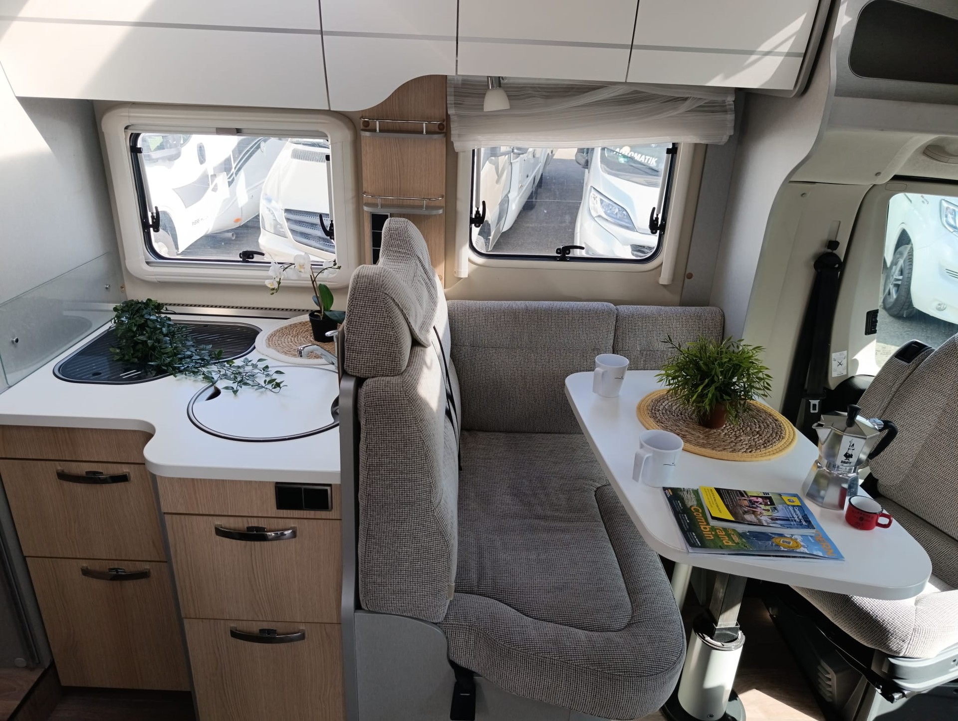 HYMER T578 GL***ein Versprechen für Qualität und Innovation***Bodenheizung**Solar**elektr sowie Gasheizung**Rückfahrkamera**-showroom-element-1