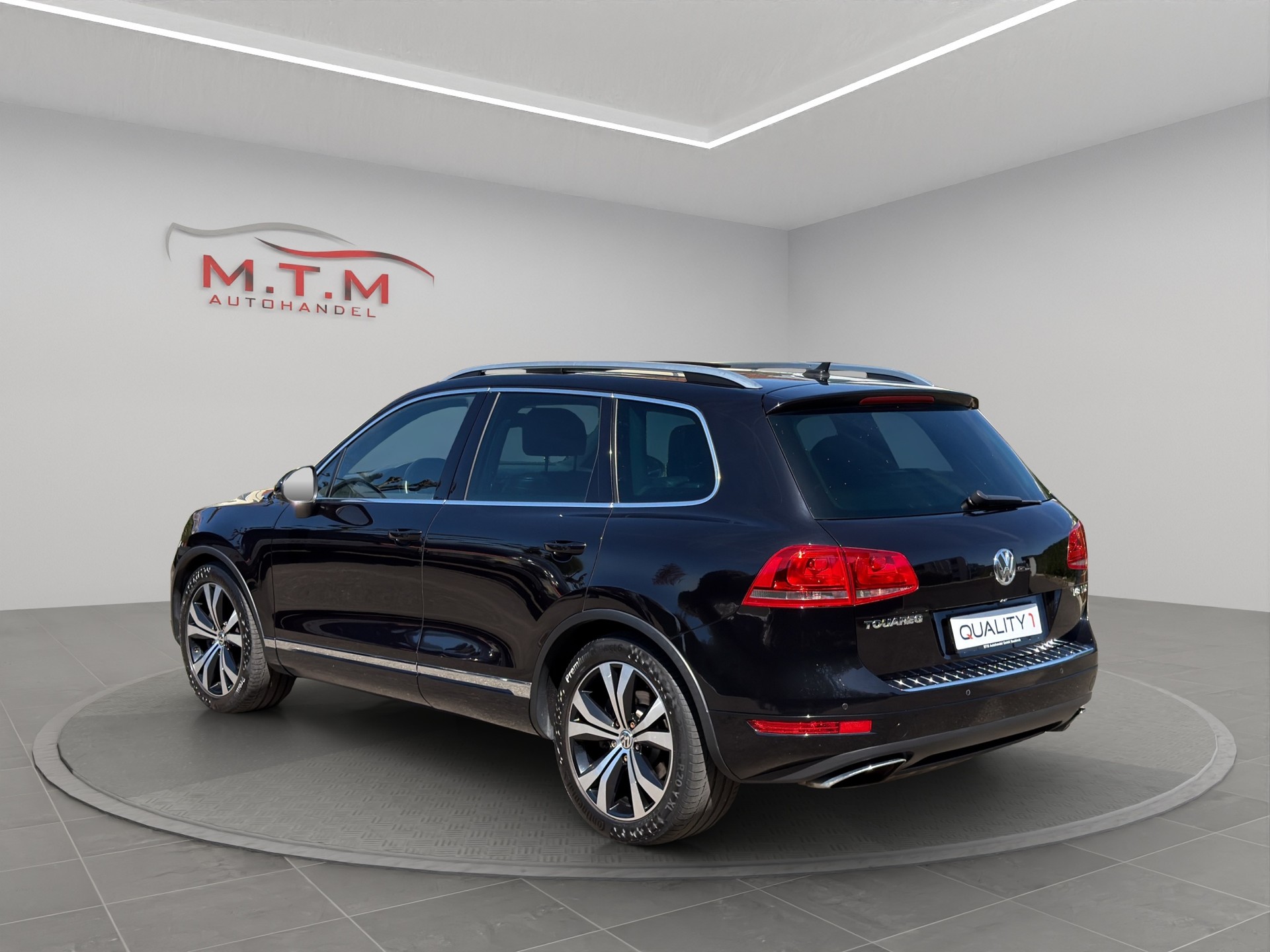 VW Touareg 4.2 TDI Tiptronic-image-5