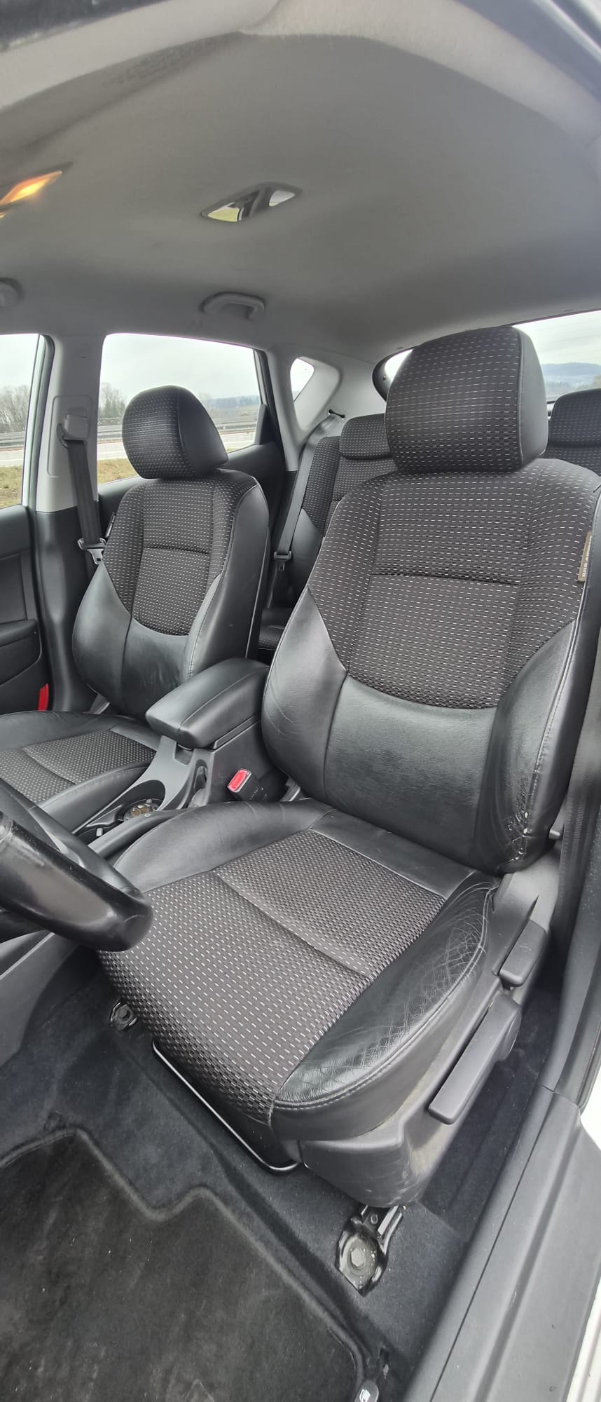 HYUNDAI i30 1.6 CRDi Style-image-8