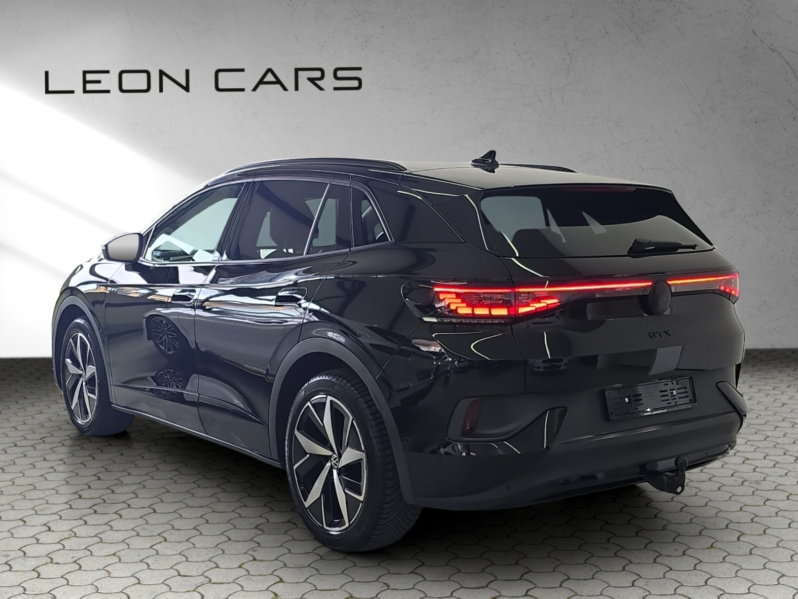 VW ID.4 GTX 77 kWh 4Motion mit AHK-showroom-element-1