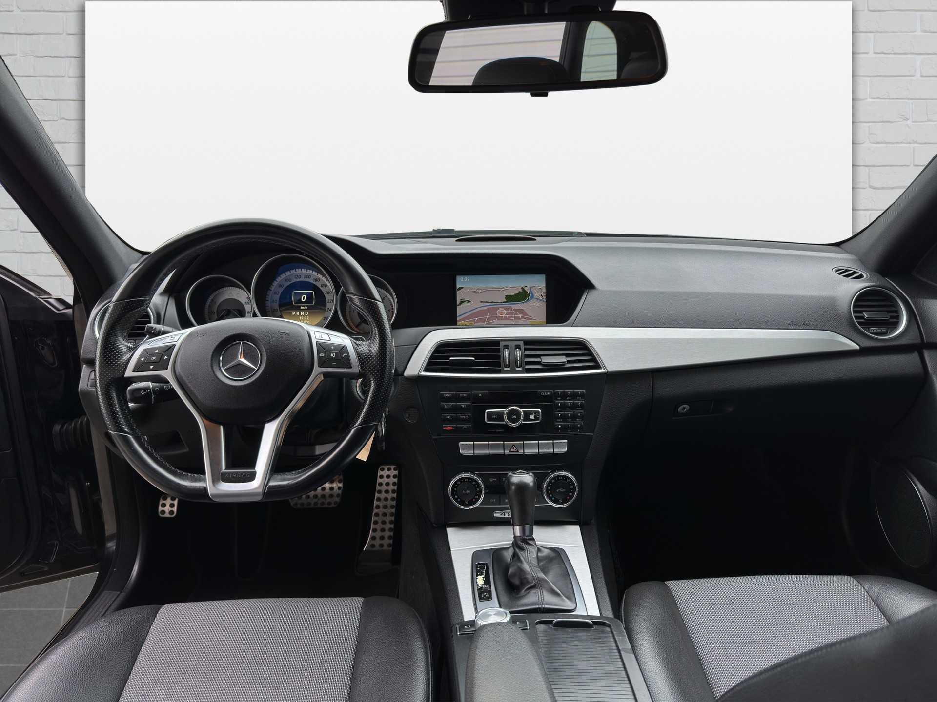 MERCEDES-BENZ C 250 CDI Avantgarde 4Matic 7G-Tronic AMG LINE-image-8