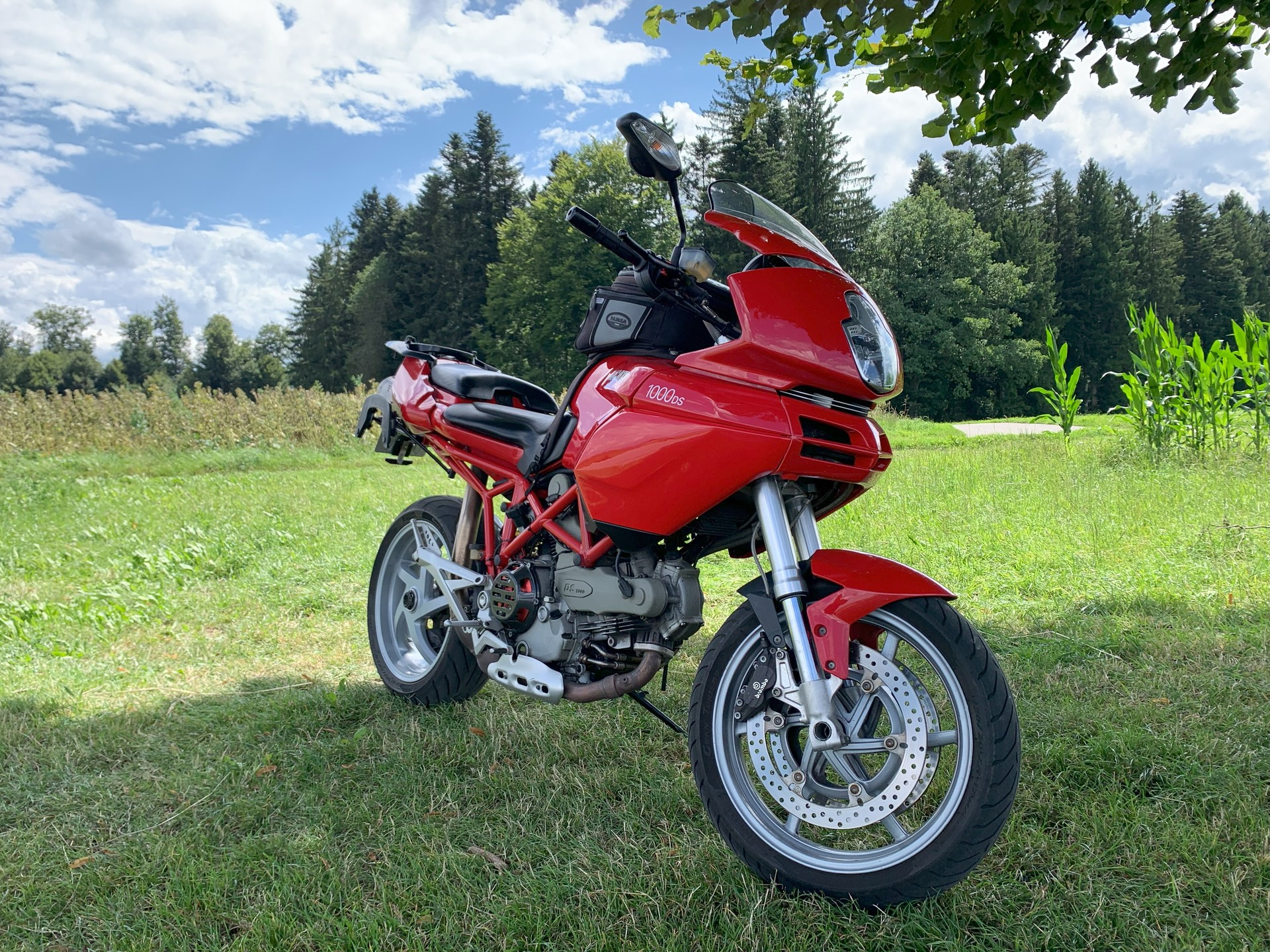 DUCATI Multistrada 1000 DS