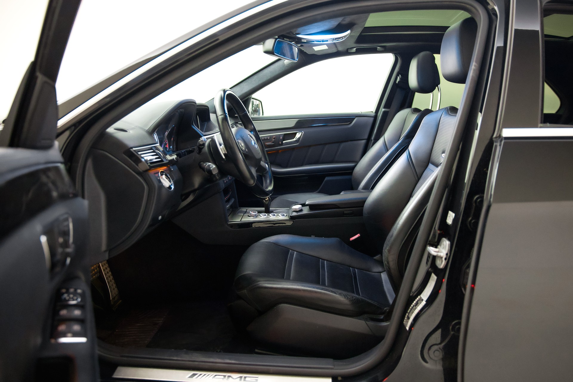 MERCEDES-BENZ E 63 AMG Speedshift MCT-image-18