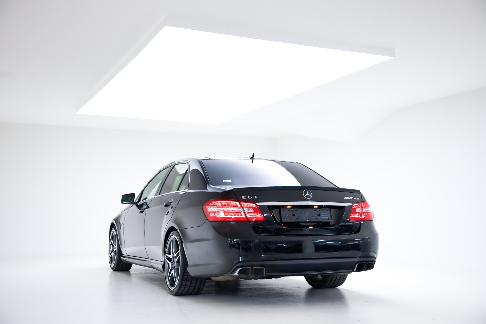 MERCEDES-BENZ E 63 AMG Speedshift MCT-image-9
