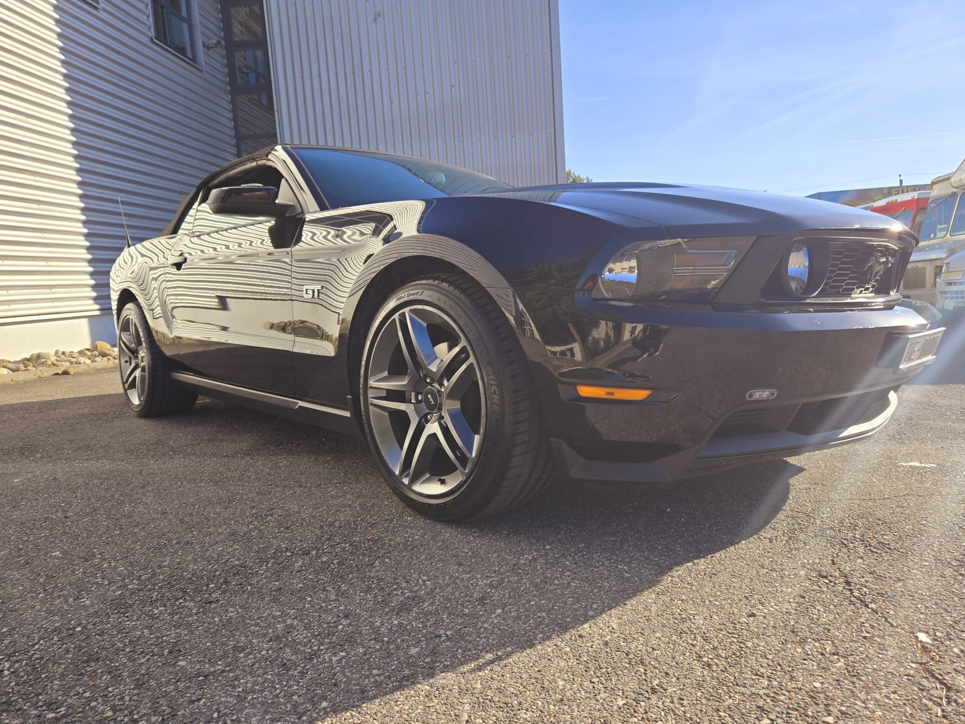 FORD Mustang 4.6L V8 GT-image-2
