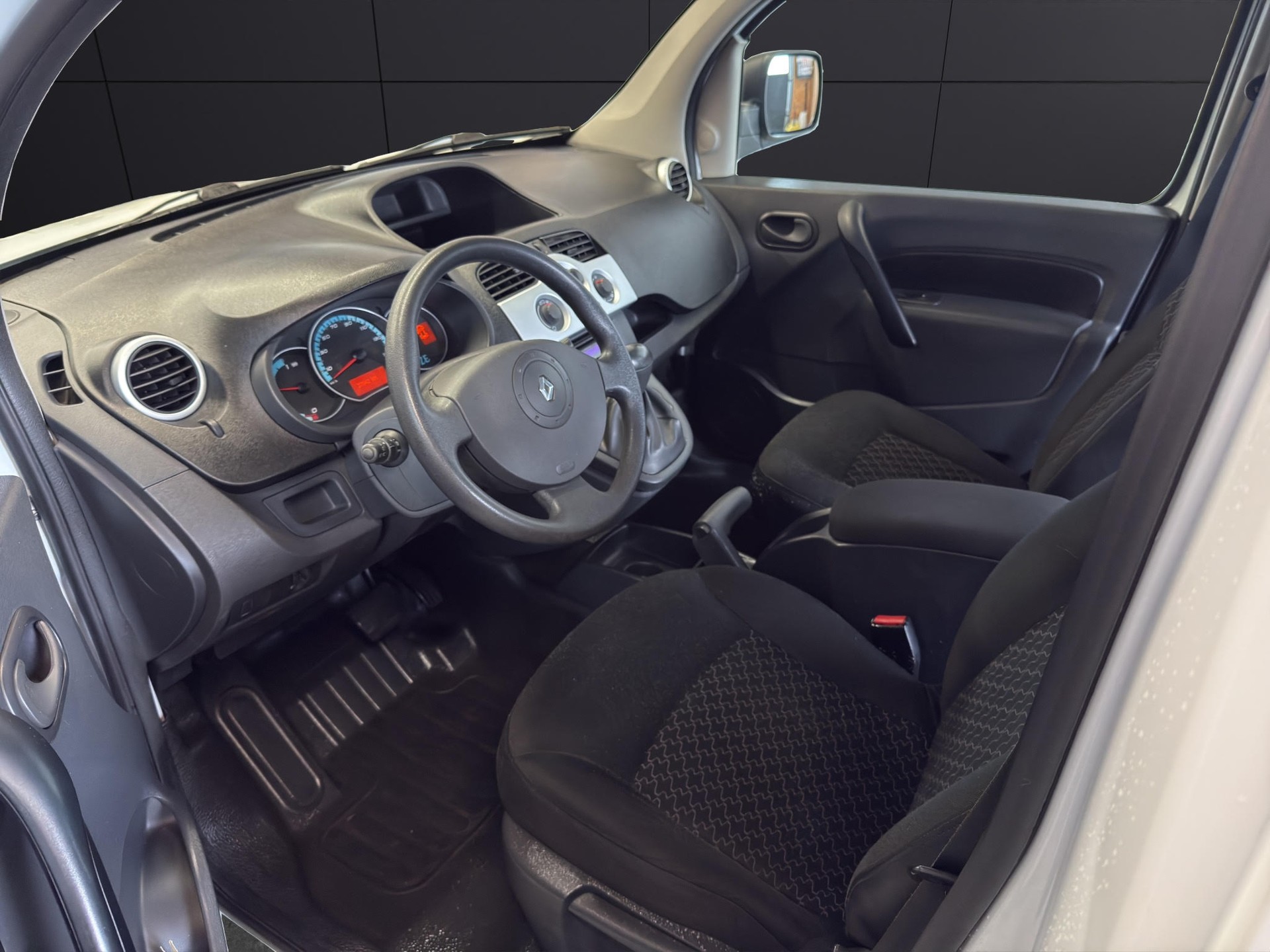 RENAULT Kangoo Z.E. Neue Antriebsbatterie inkl 5 Jahre Garantie-image-9