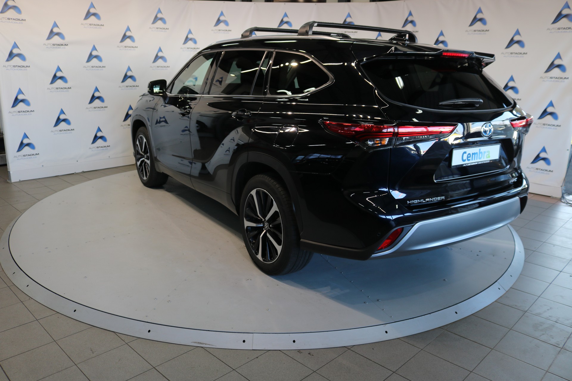 TOYOTA Highlander 2.5 HSD Premium e-CVT-image-17