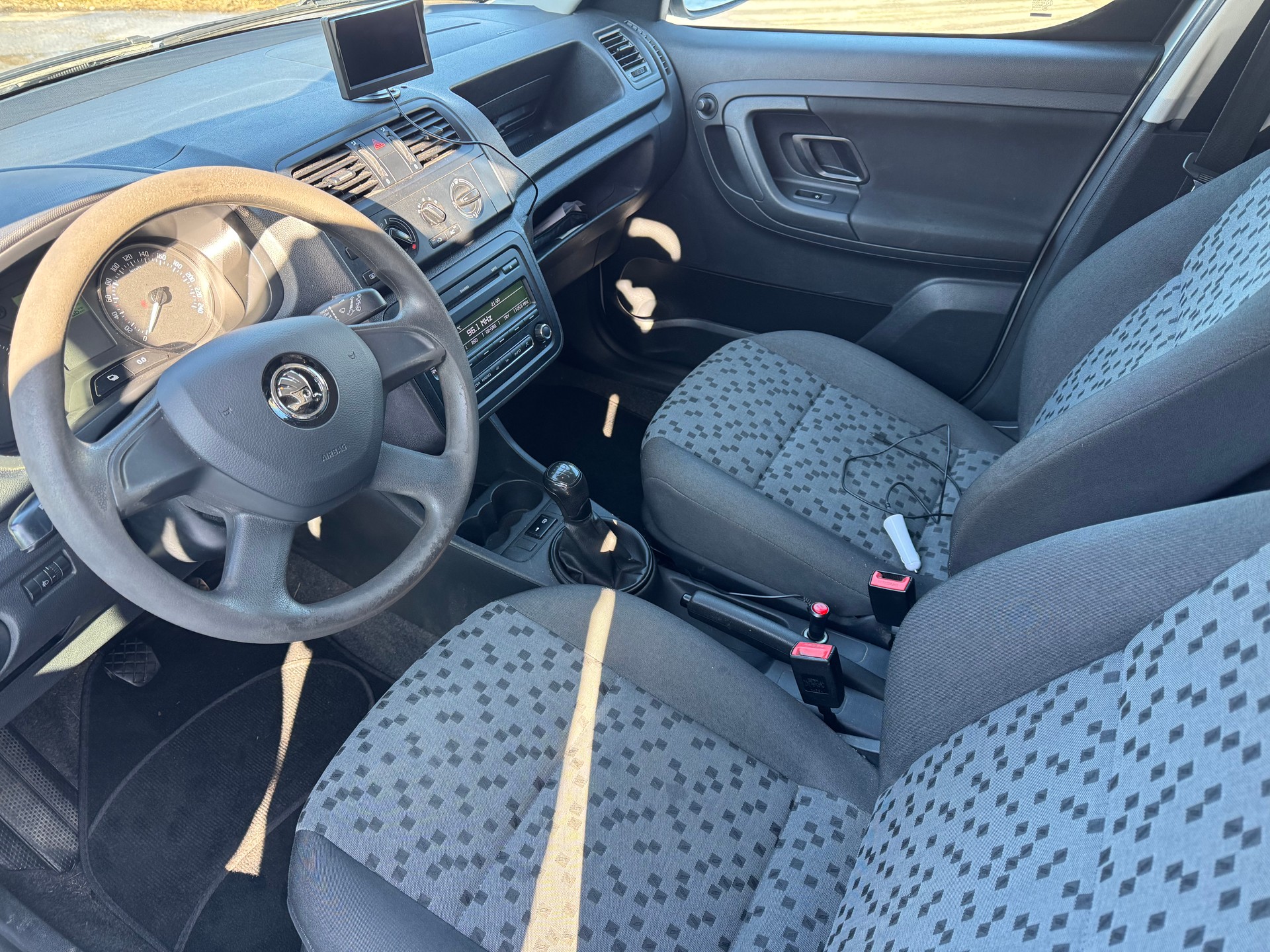SKODA Praktik 1.2 TDI-image-6