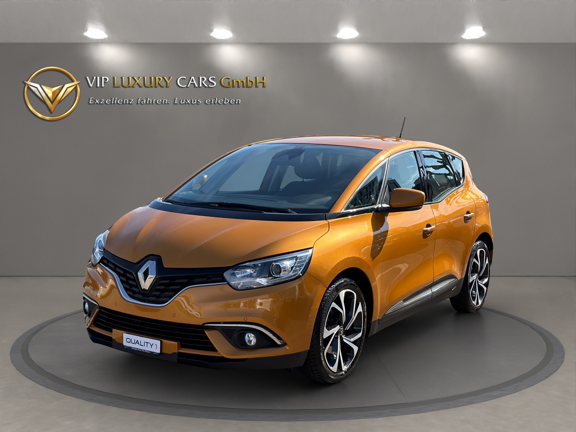 RENAULT Scénic 1.5 dCi Bose EDC-showroom-element-1