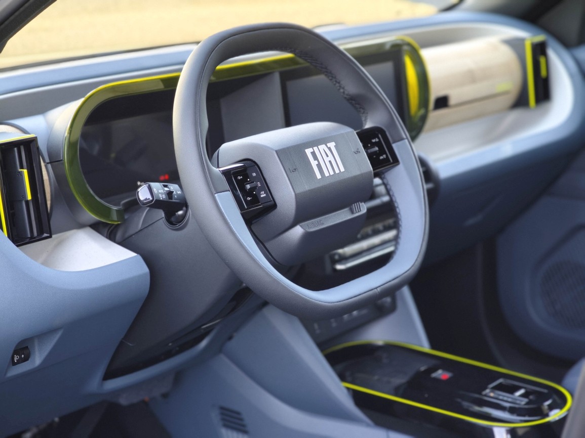 FIAT Grande Panda La Prima *Winterpaket-image-11