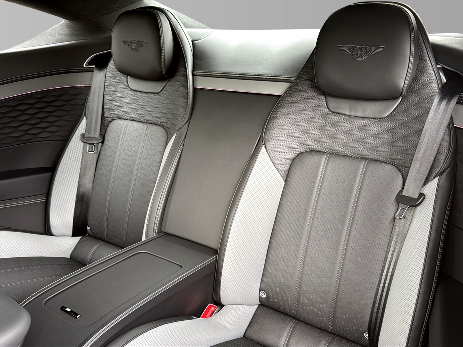 BENTLEY Continental GT S 4.0 V8 PHEV-image-6
