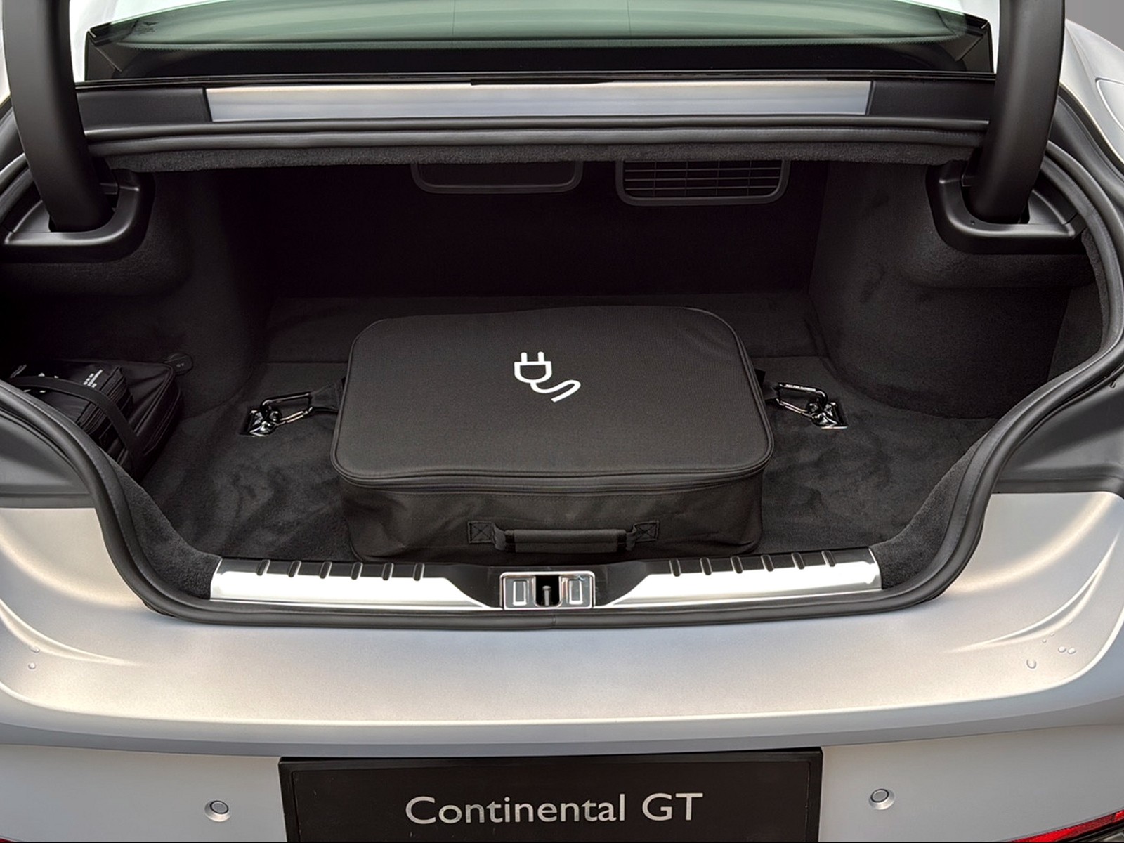 BENTLEY Continental GT S 4.0 V8 PHEV-image-9