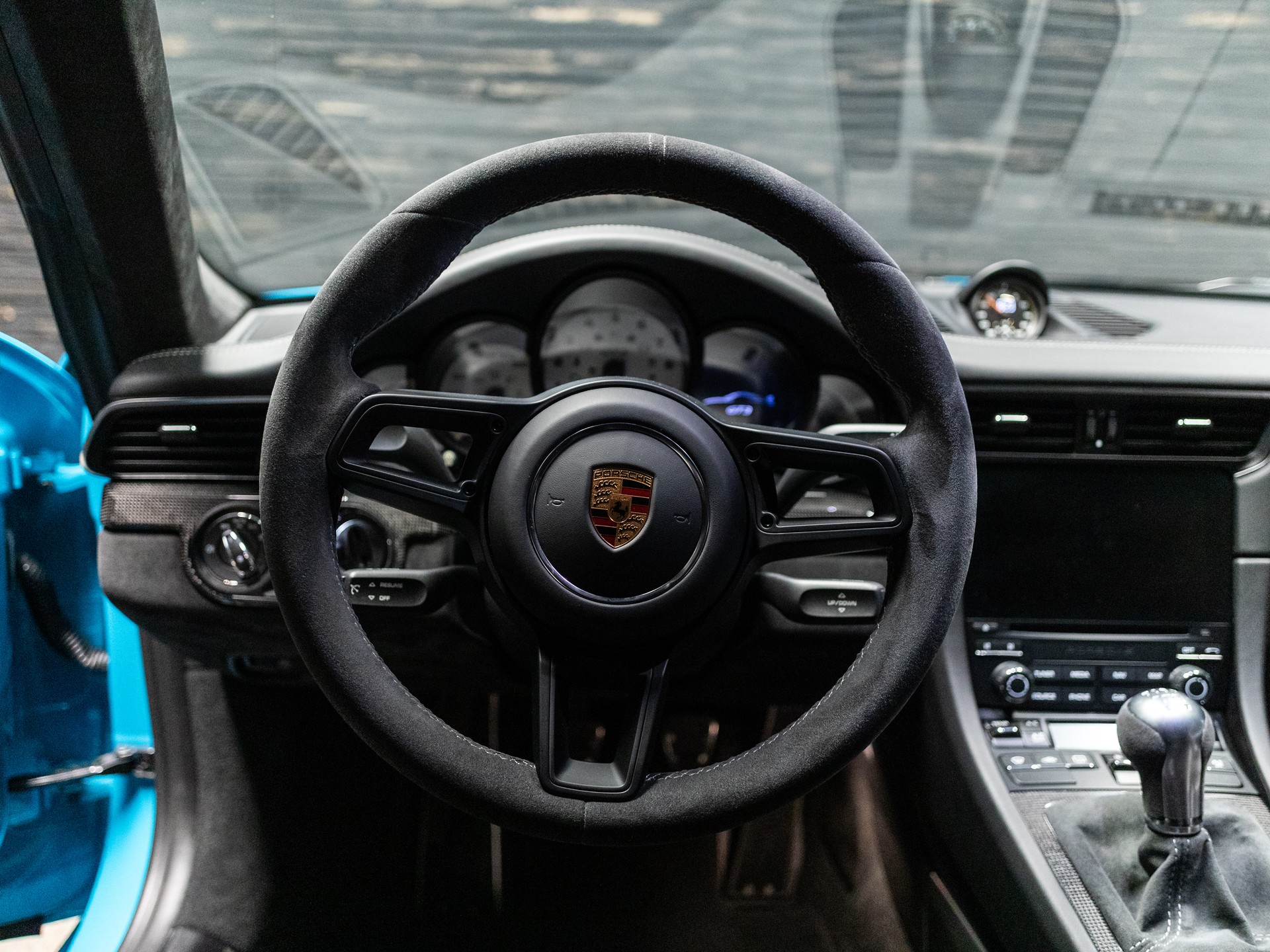 PORSCHE 911 GT3-image-6