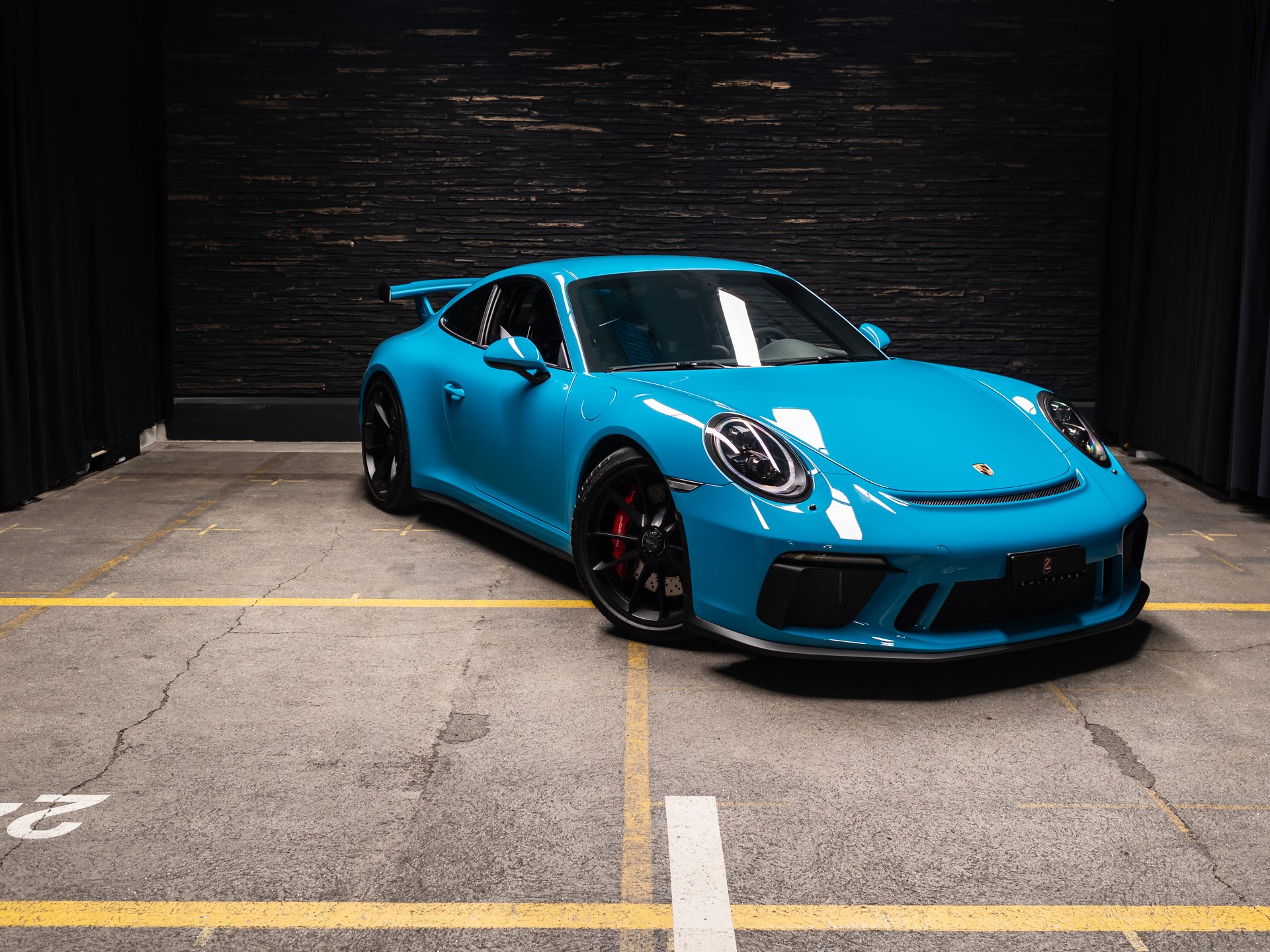 PORSCHE 911 GT3-image-5