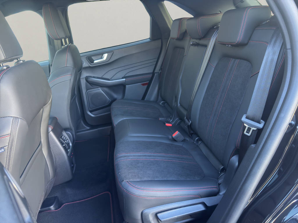 FORD Kuga 2.5 Hybrid ST-Line X 4x4 HEV 183 PS-image-10