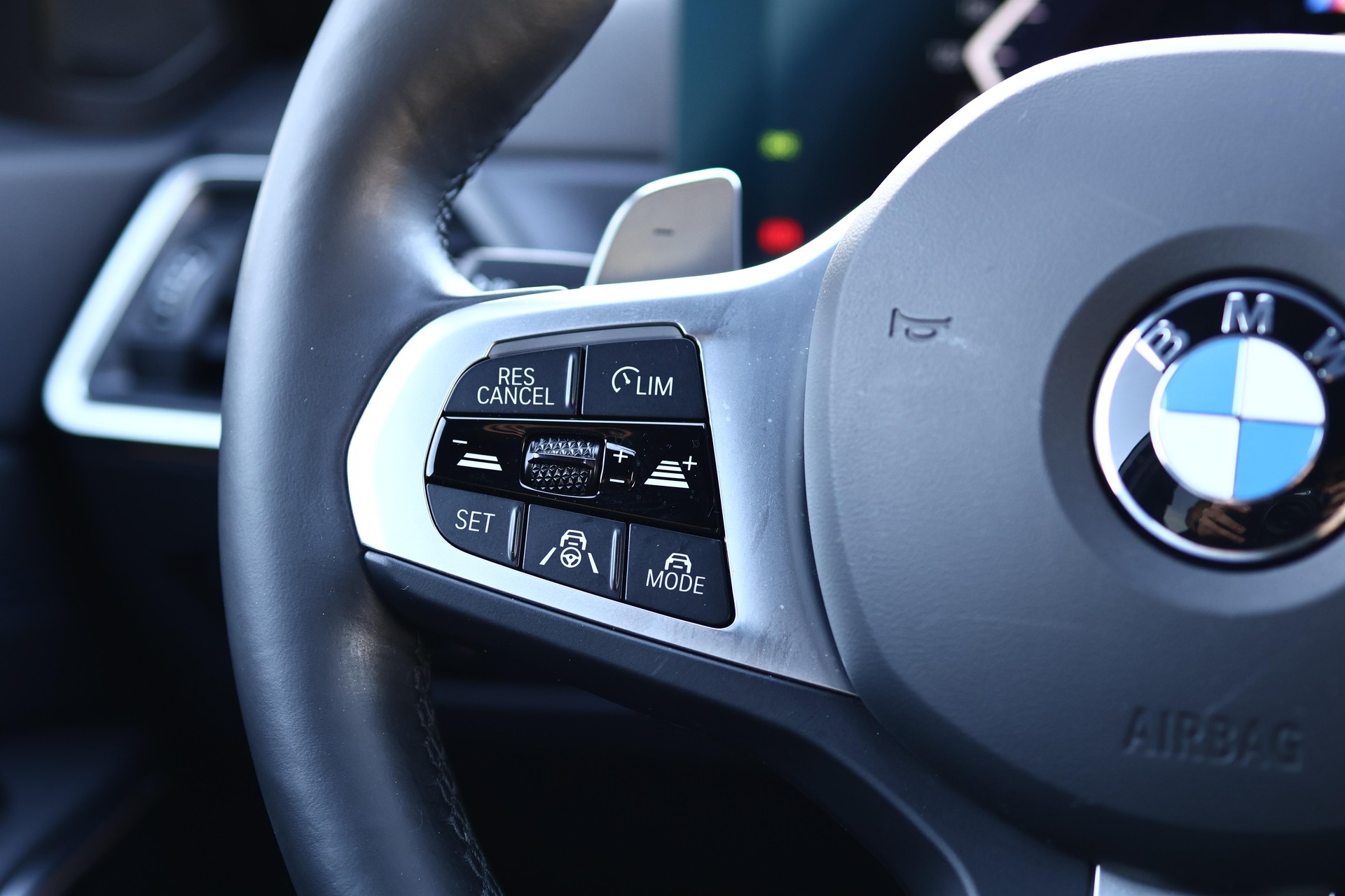 BMW 320d xDrive Touring M Sport-image-19