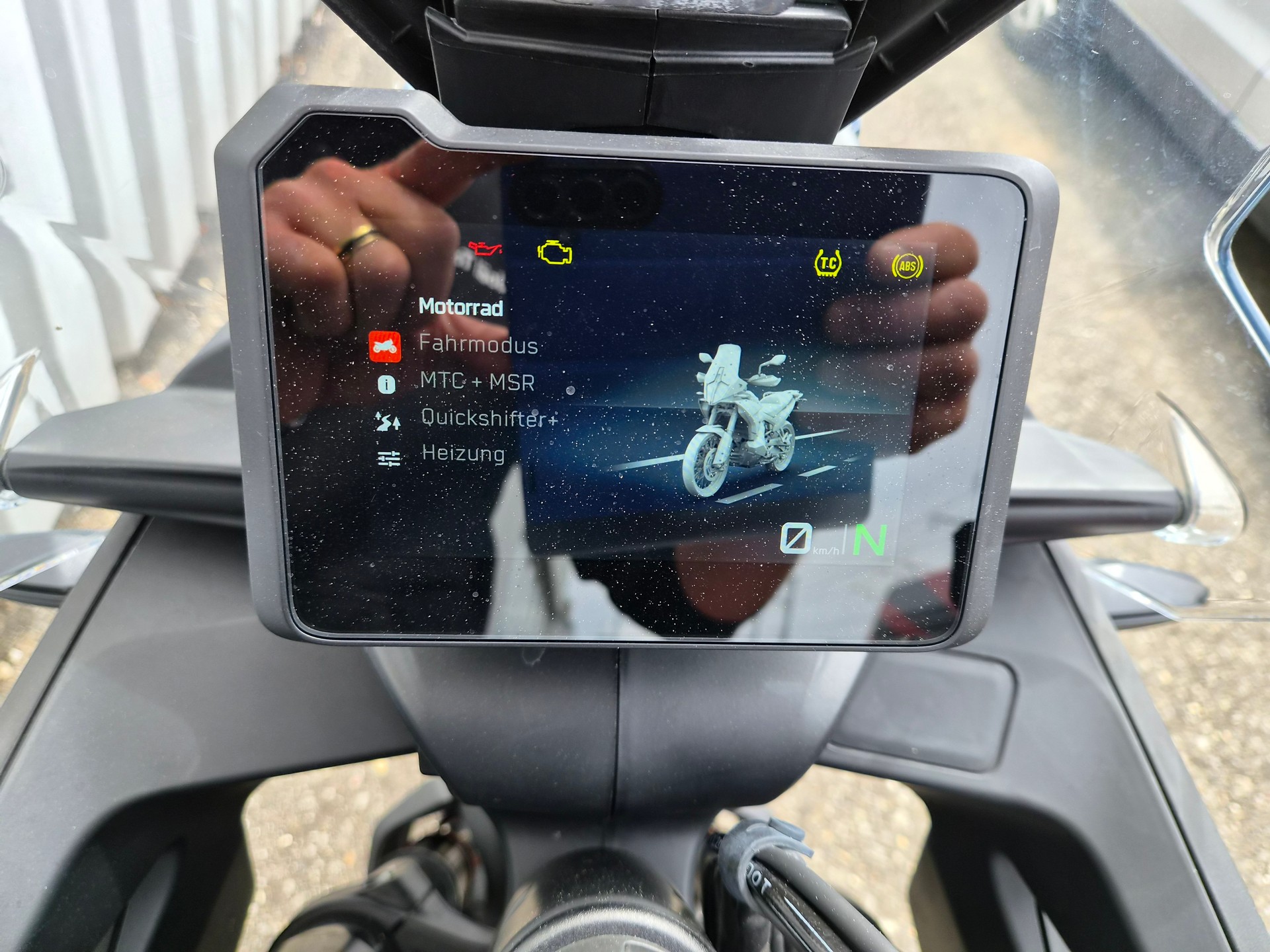 KTM 790 Adventure-image-7