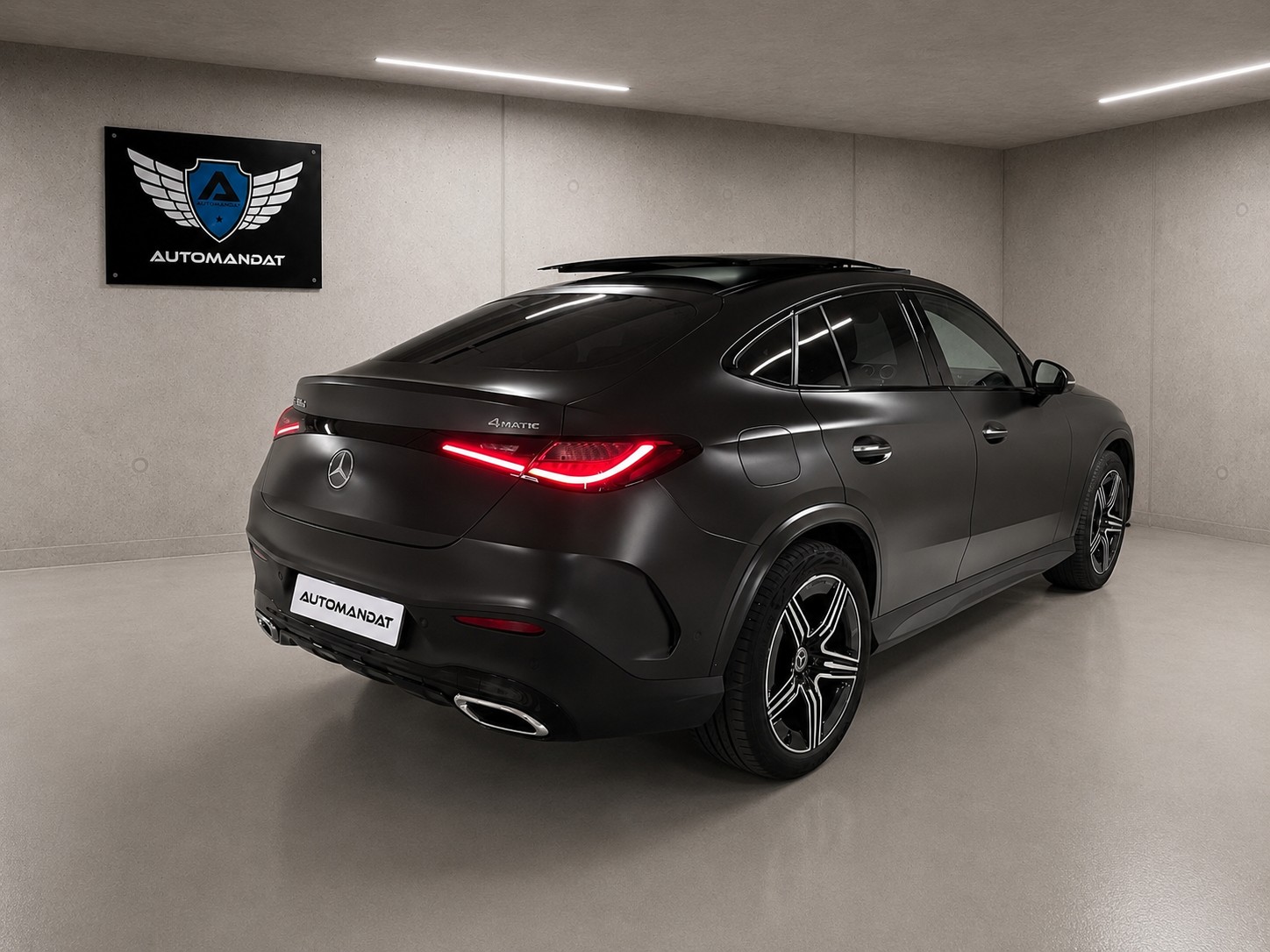 MERCEDES-BENZ GLC Coupé 400 e 4Matic 9G-Tronic-image-4