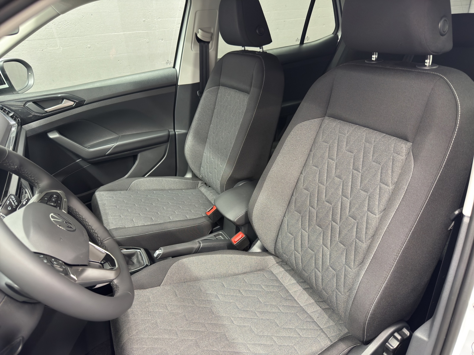 VW T-Cross 1.0 TSI 115 United DSG-image-12