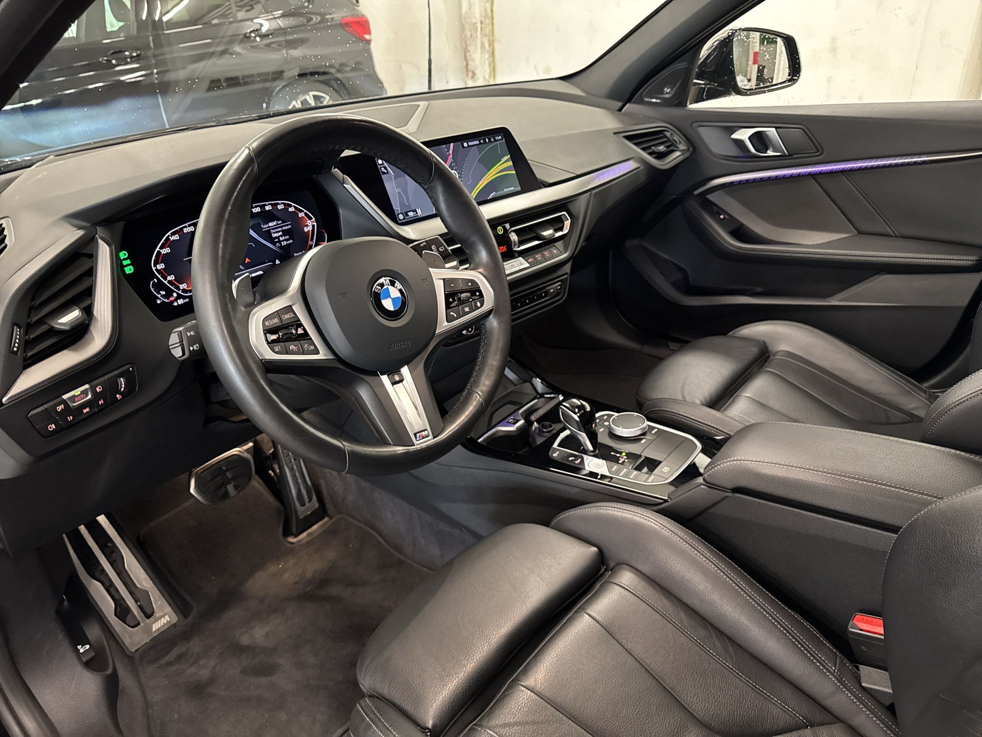 BMW M135i xDrive M Sport Pro Steptronic-image-19