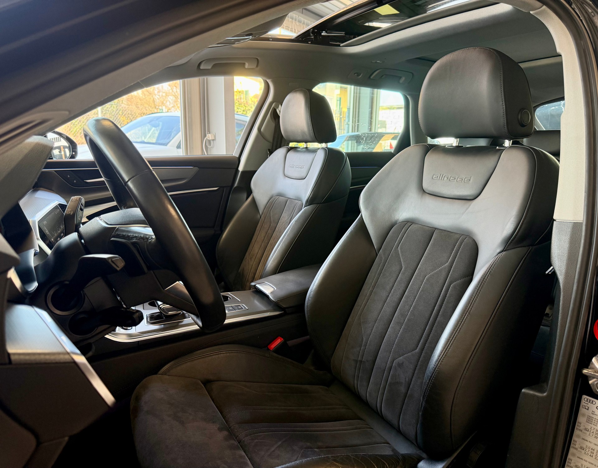AUDI A6 allroad 55 TDI quattro tiptronic-image-14