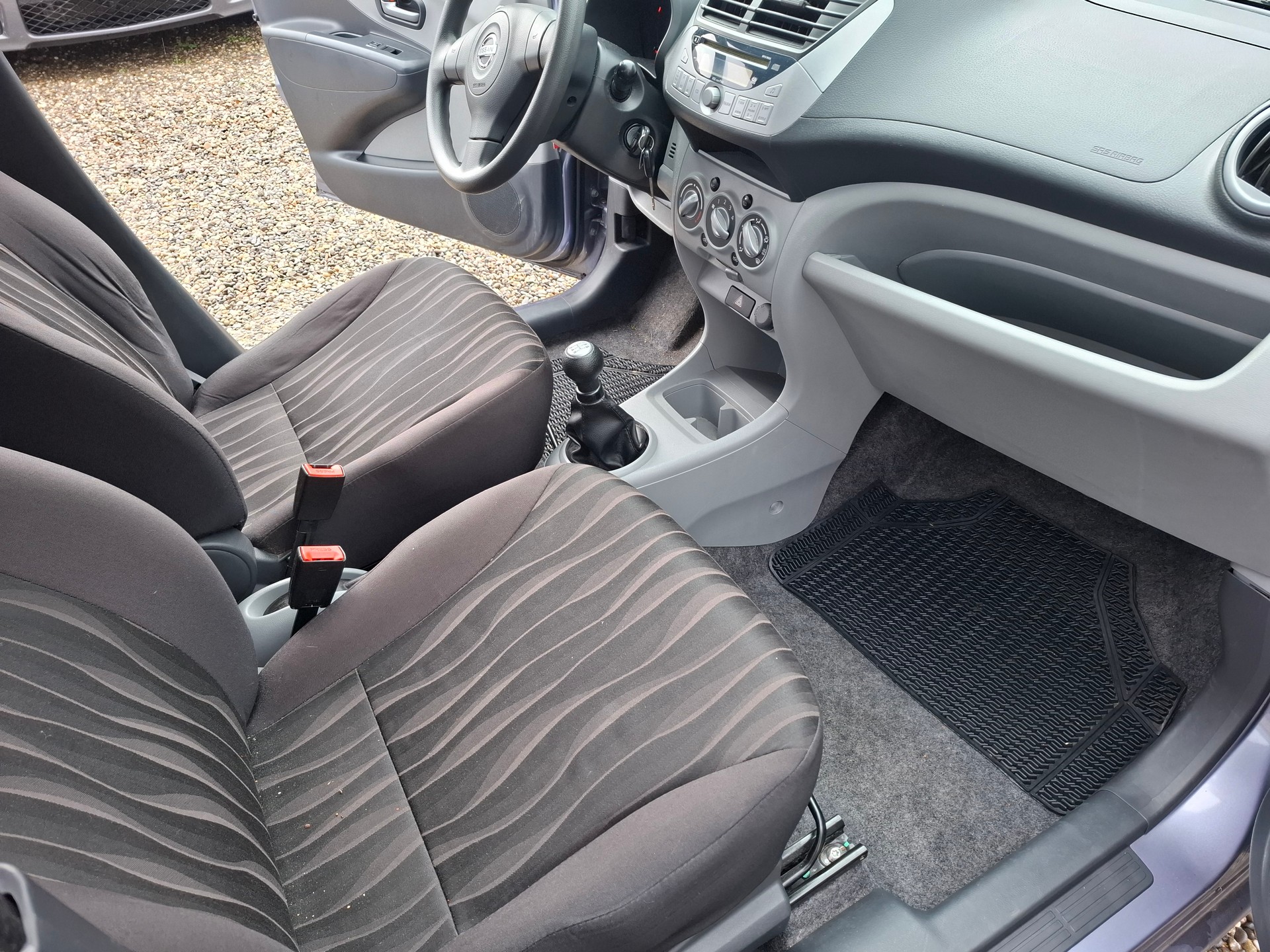 NISSAN Pixo 1.0 acenta-image-9