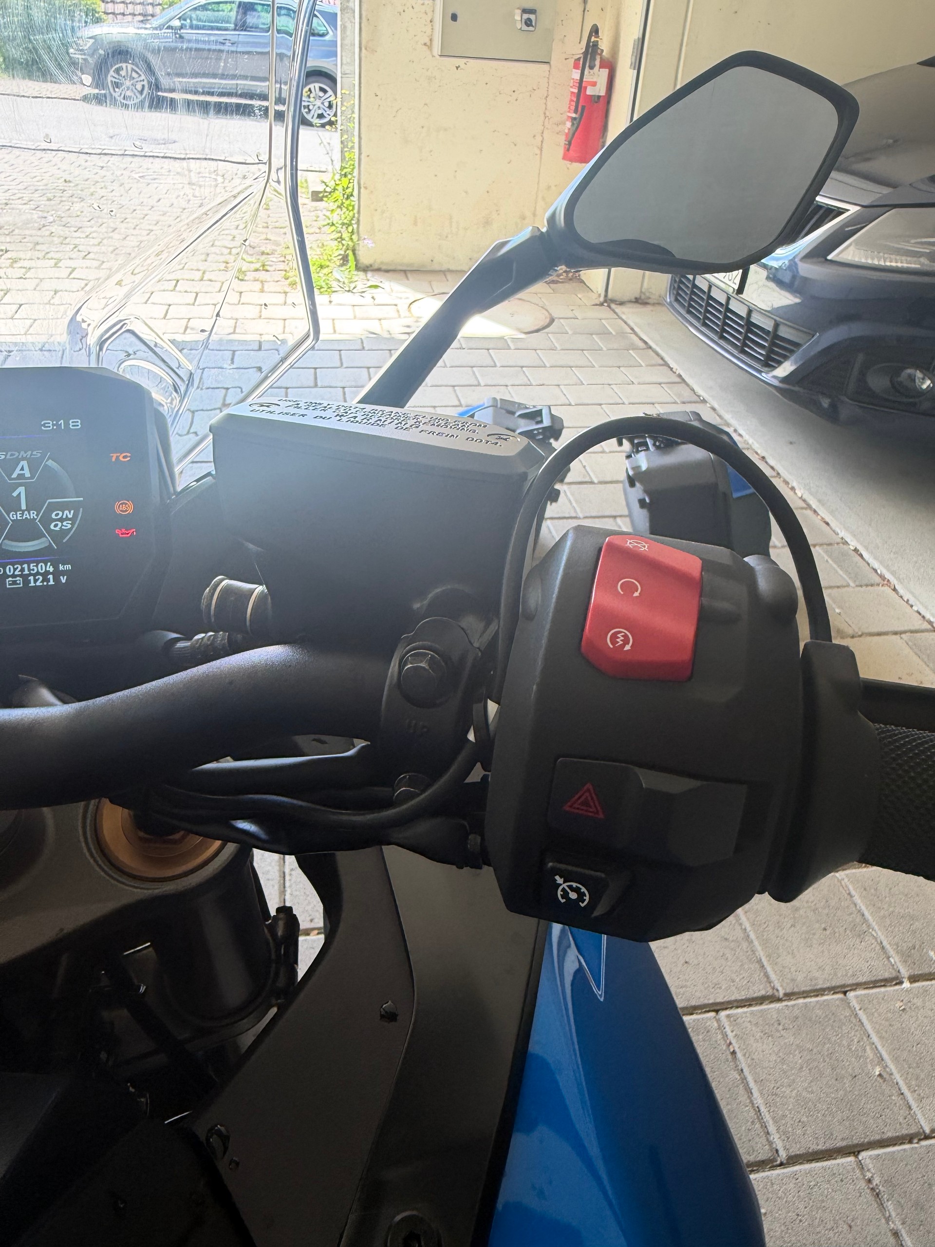 SUZUKI GSX-S 1000 GT Travel-image-11