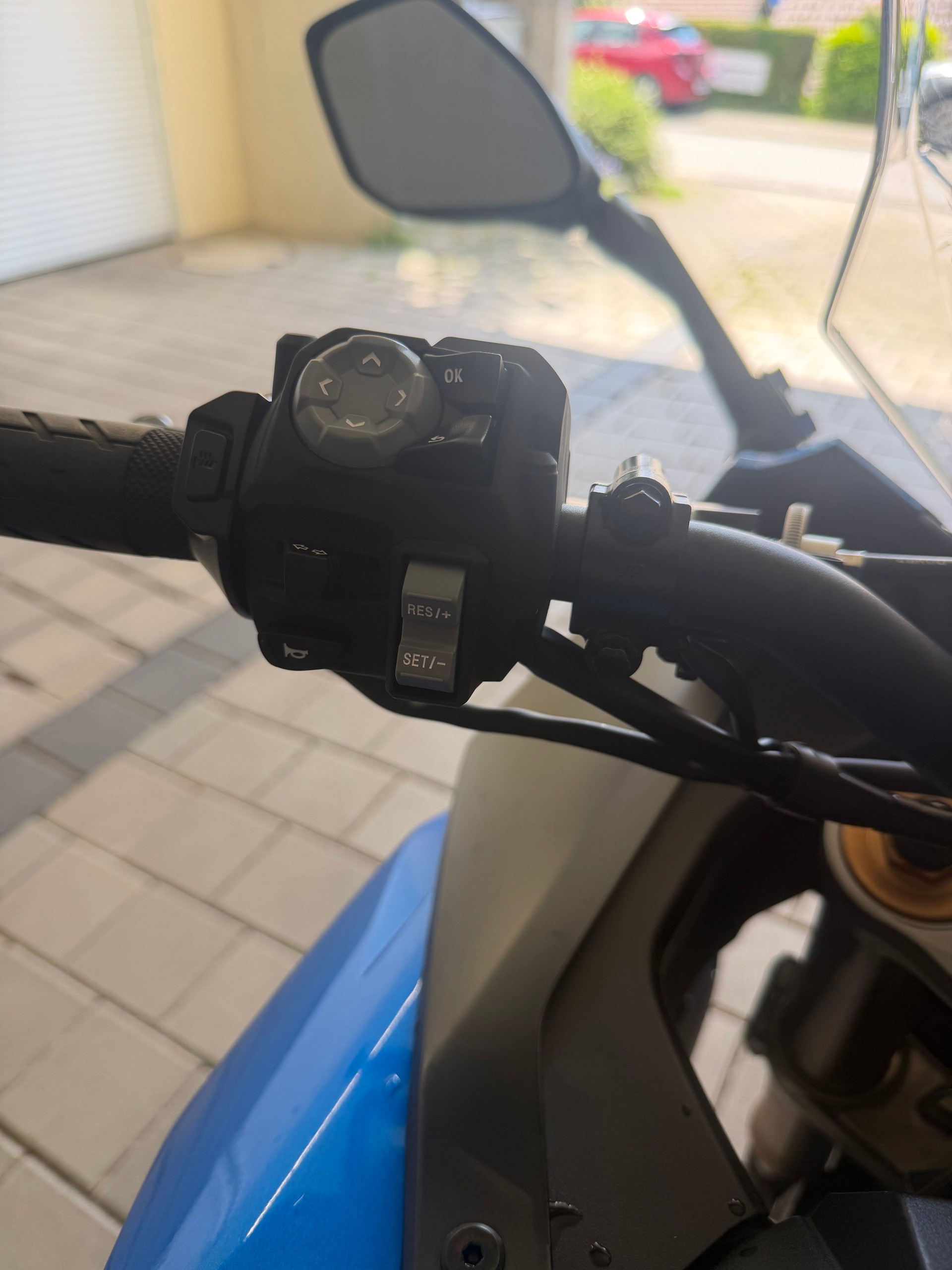 SUZUKI GSX-S 1000 GT Travel-image-12
