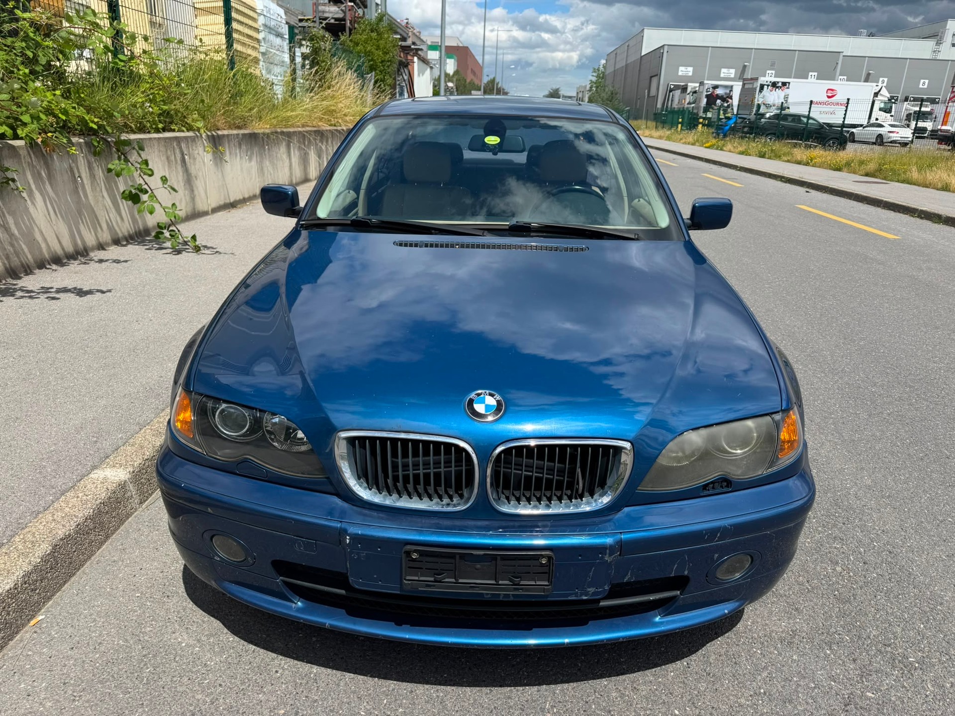 BMW 318i
