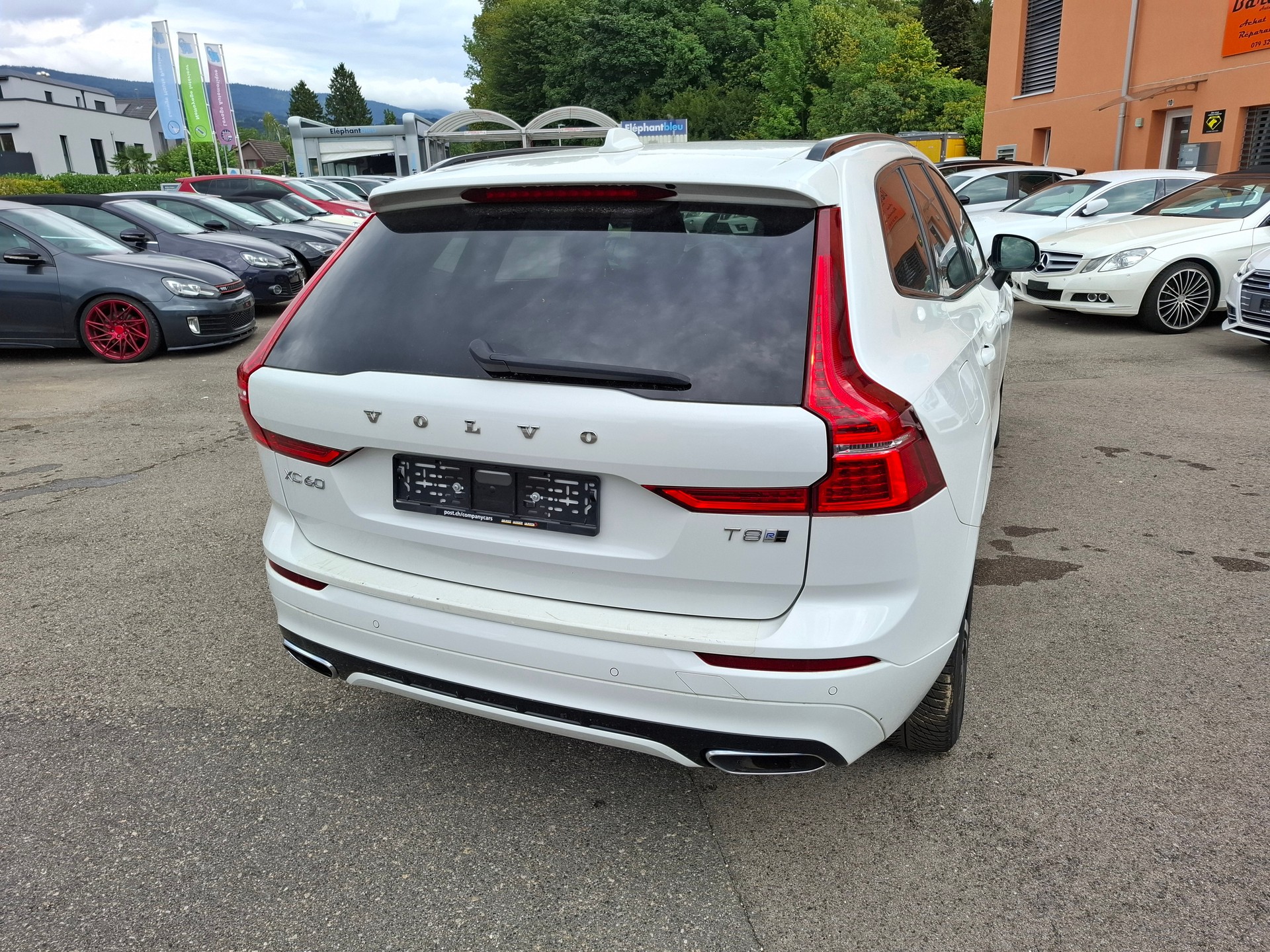 VOLVO XC60 T8 eAWD R-Design Geartronic-image-1
