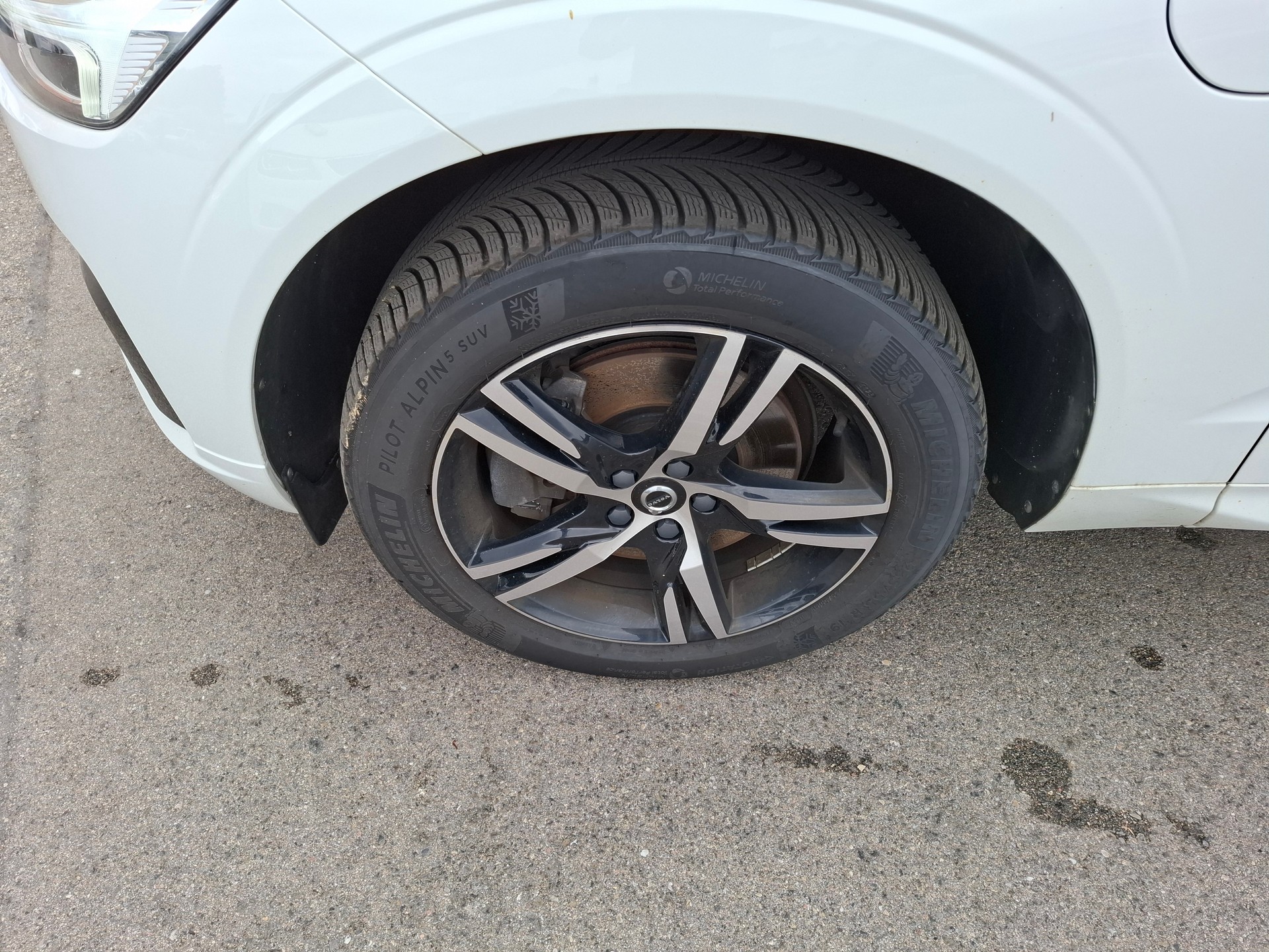VOLVO XC60 T8 eAWD R-Design Geartronic-image-6