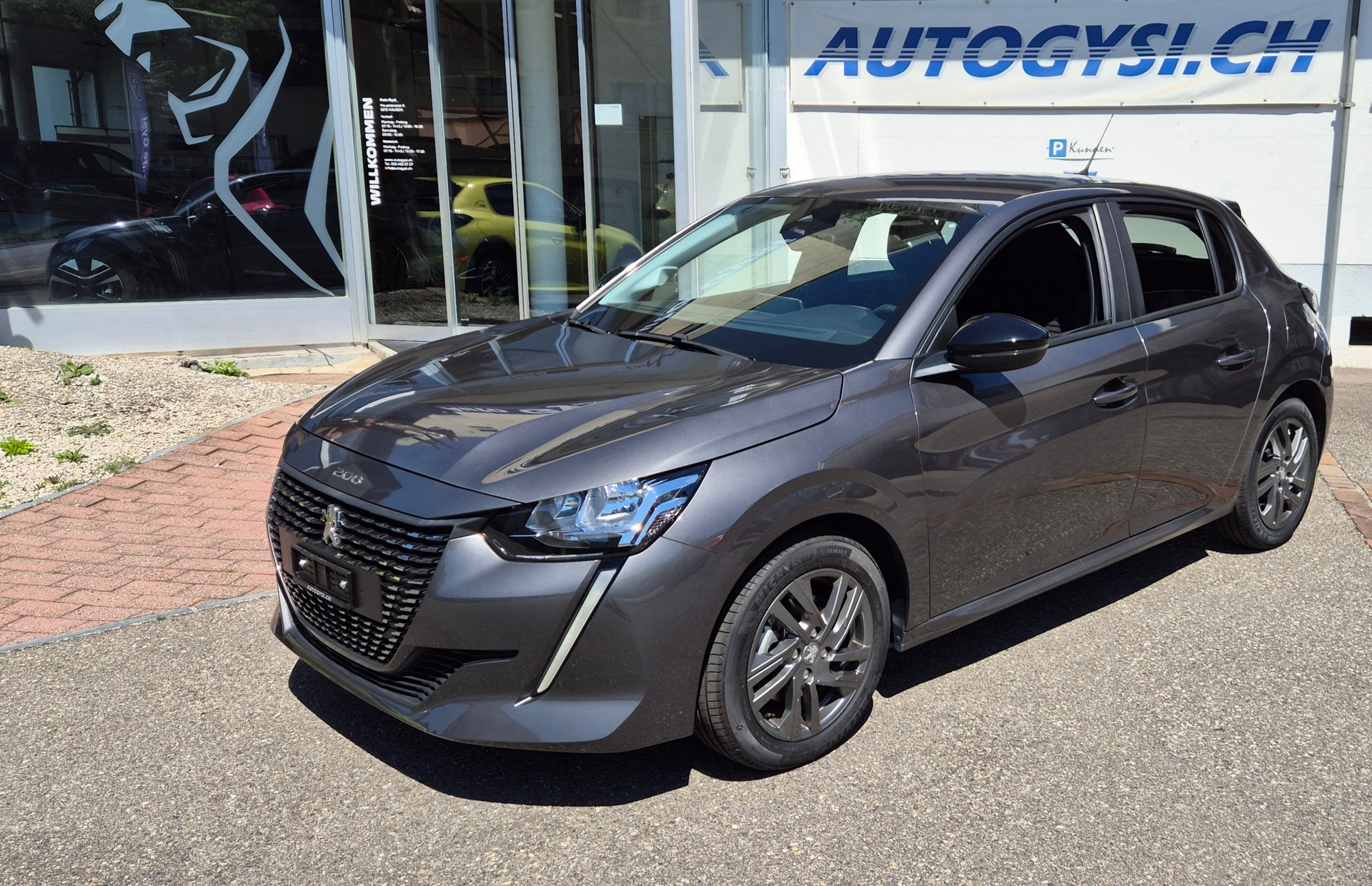PEUGEOT 208 1.2 Sport MT-image-14
