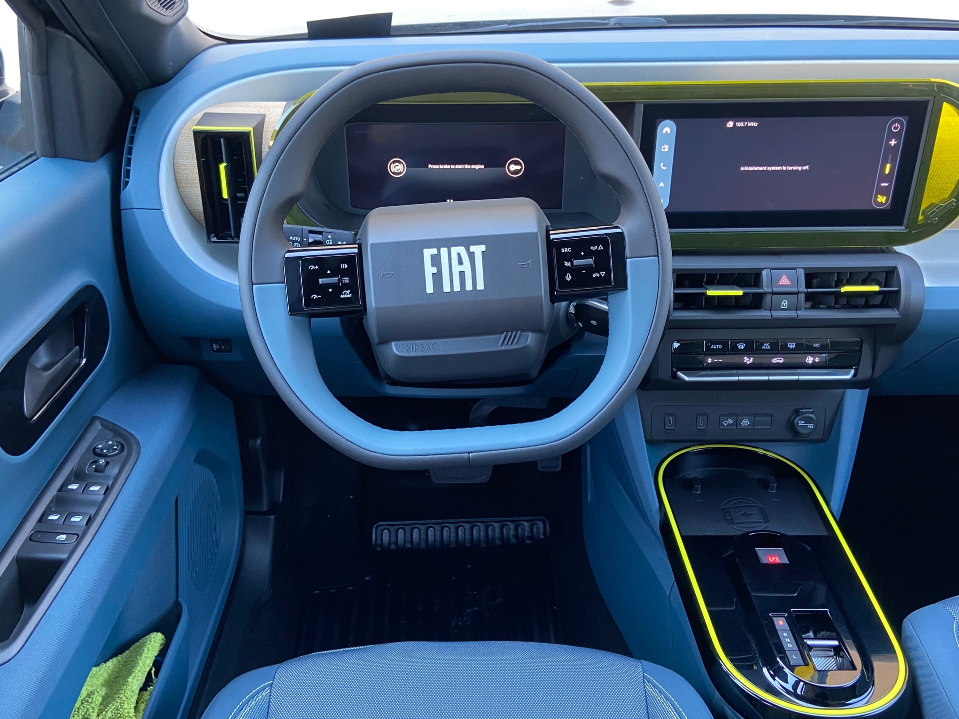 FIAT Grande Panda MHEV La Prima-image-6