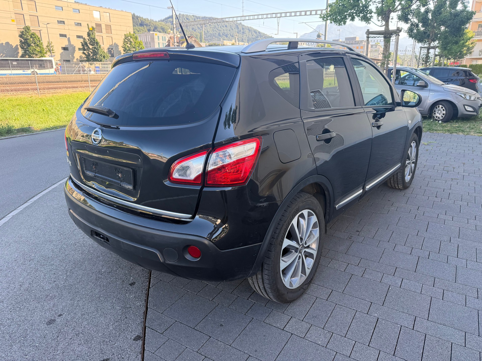 NISSAN Qashqai 2.0 4WD tekna XTronic CVT-image-3