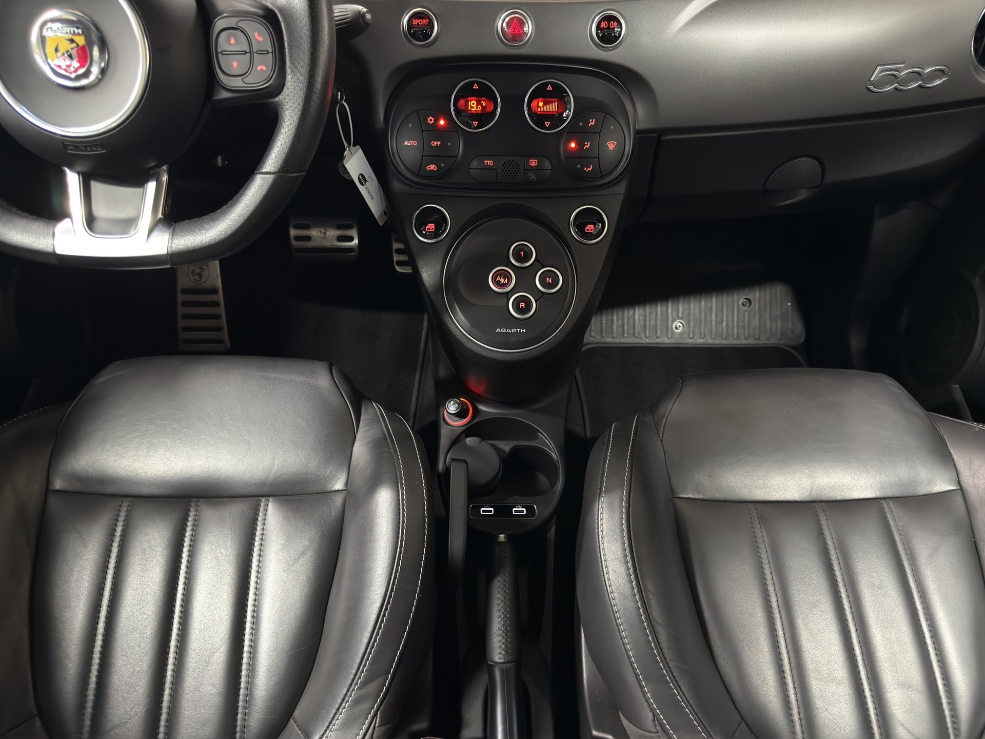 FIAT 595 1.4 16V Turbo Abarth Turismo Dualogic-image-17