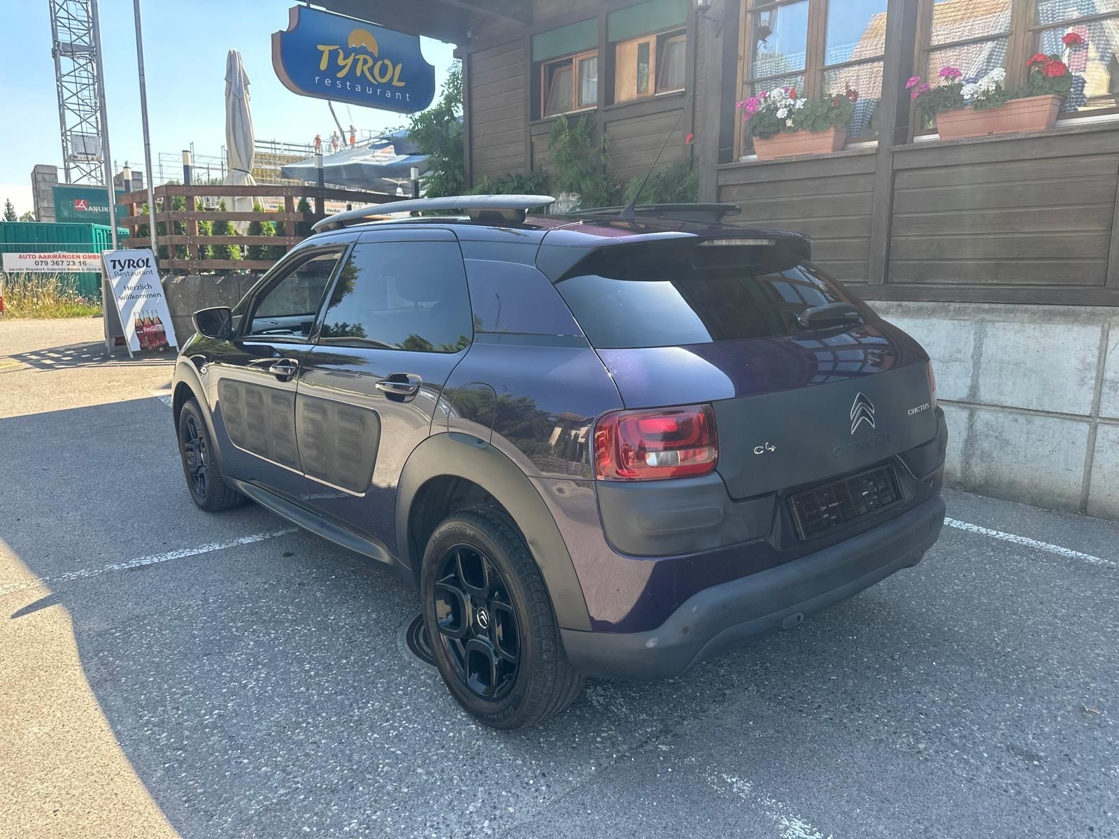 CITROEN C4 Cactus 1.6 BlueHDi Shine-showroom-element-2