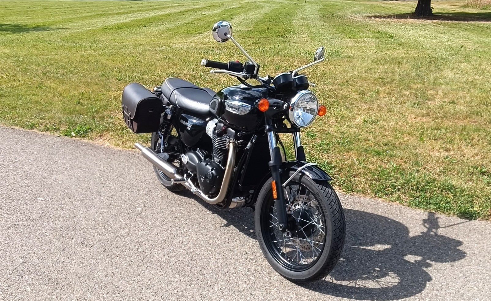 TRIUMPH Bonneville 900 T 100 (35kW)-image-0