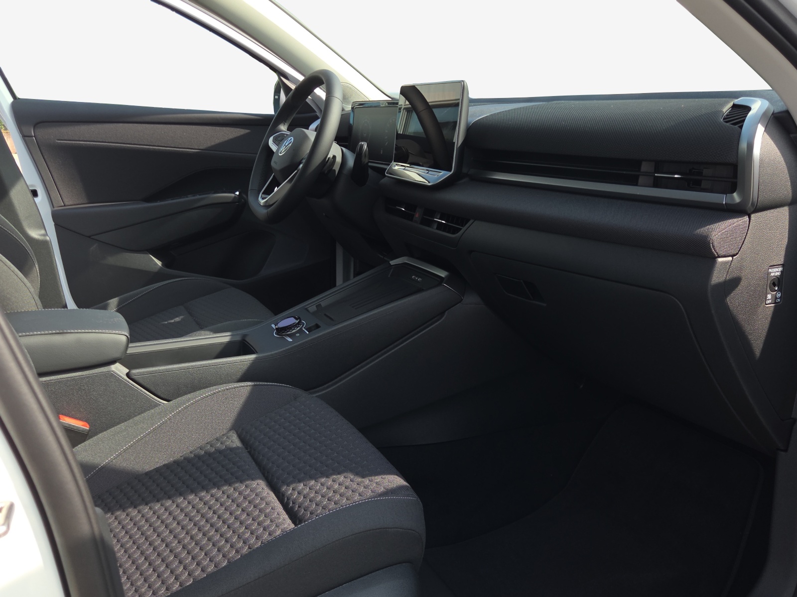 VW T-Roc 1.5 eTSI mHEV Trend DSG-image-14