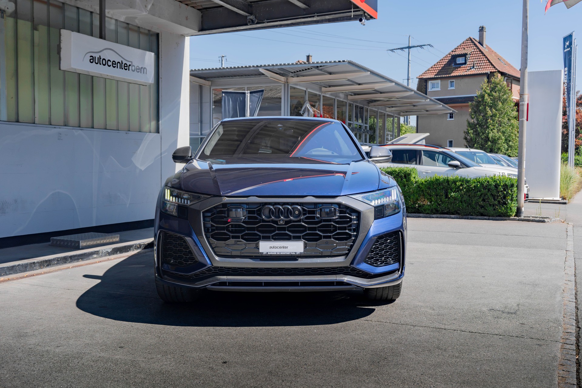 AUDI RSQ8 quattro tiptronic-image-1