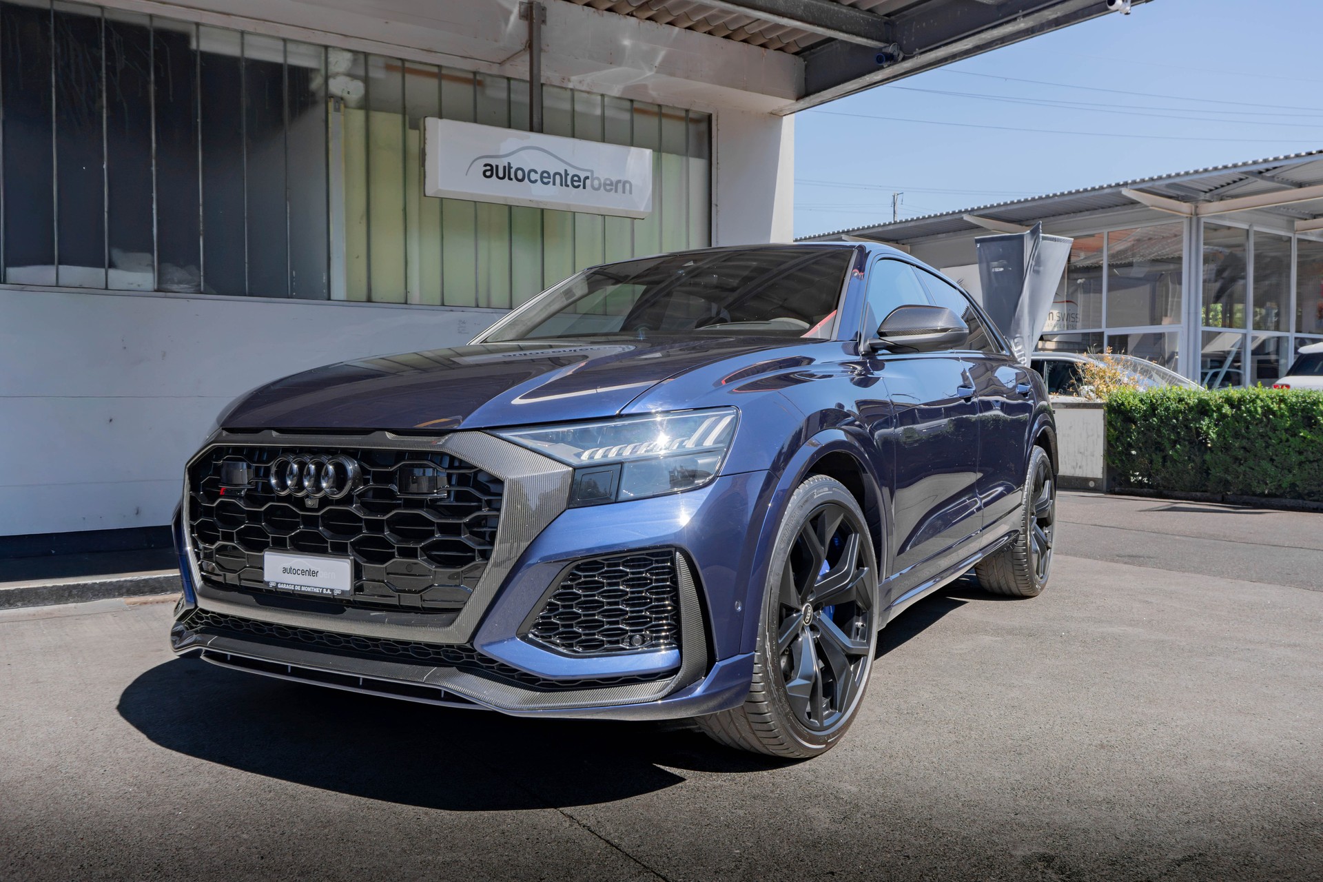 AUDI RSQ8 quattro tiptronic
