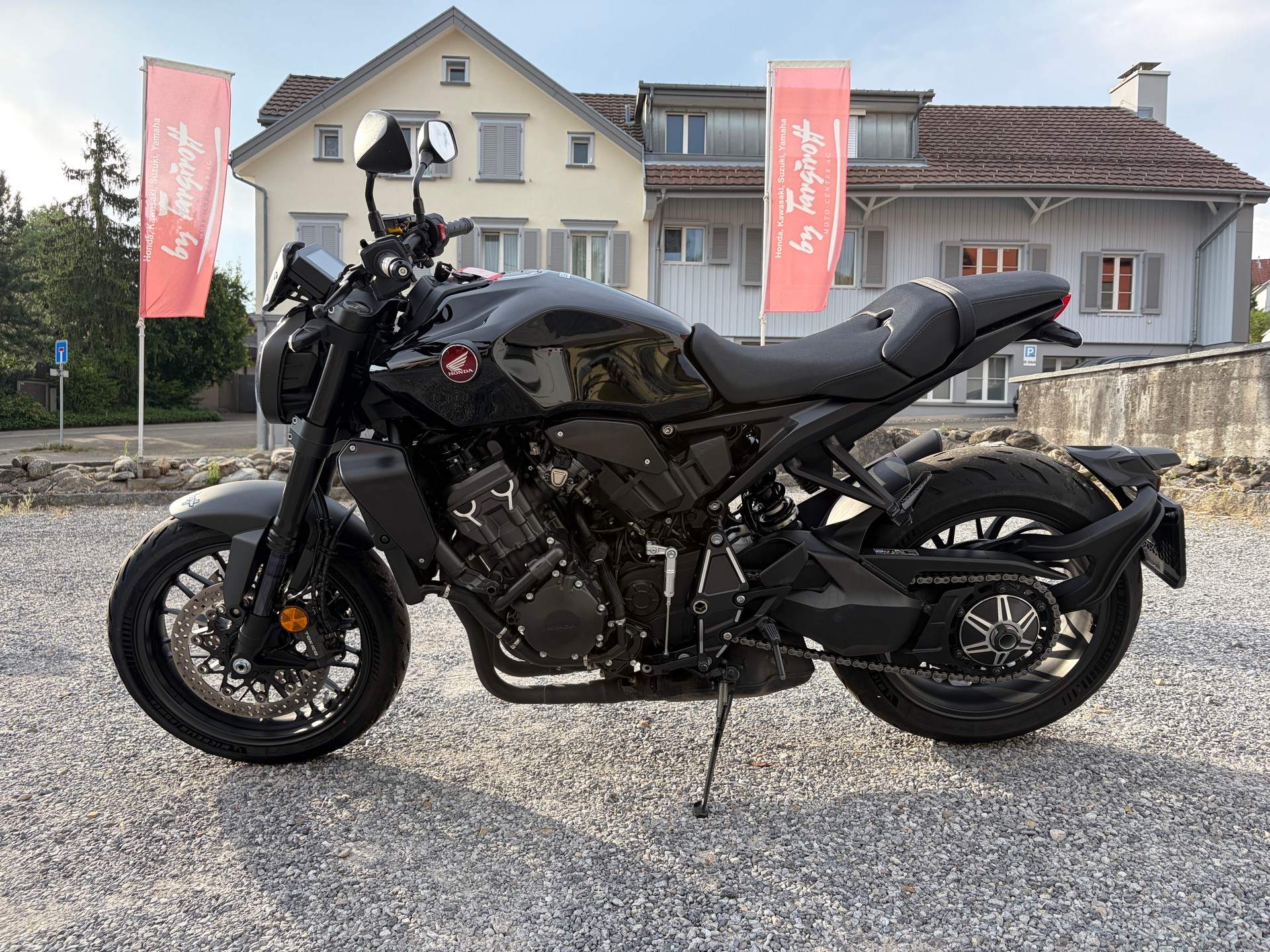 HONDA CB 1000 R Black Edition-image-2