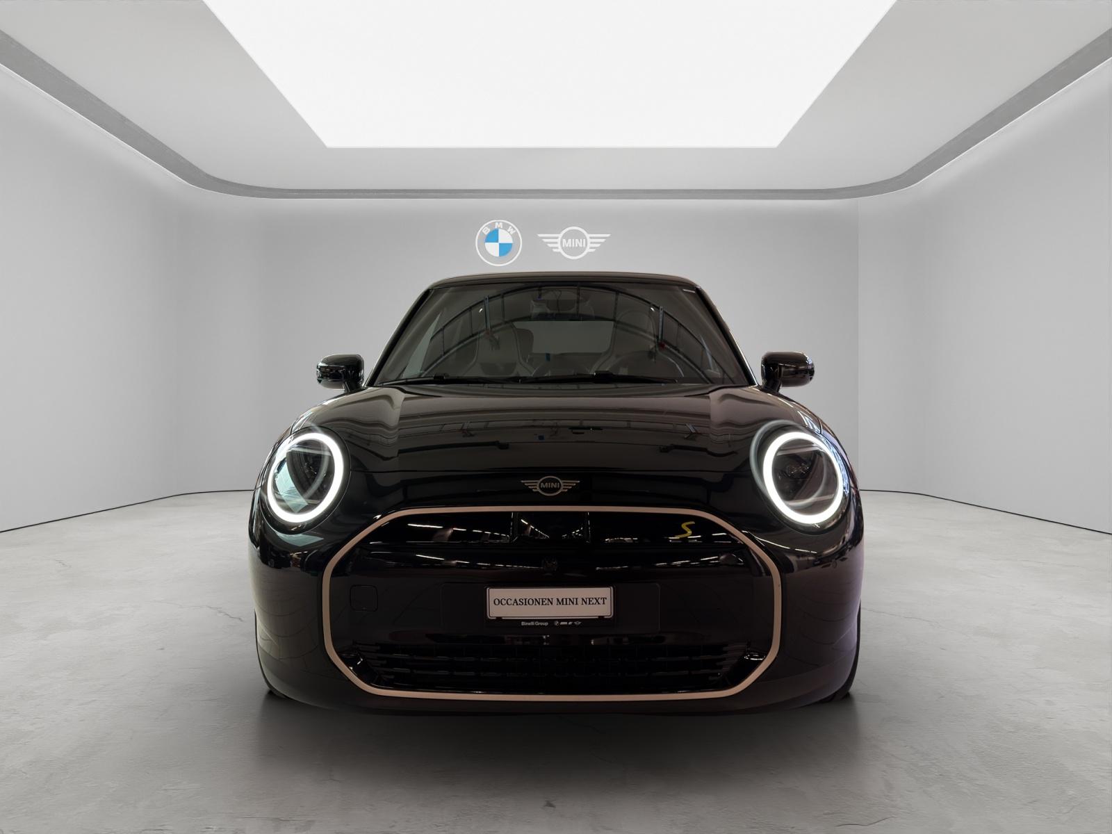 MINI J01 Cooper SE-showroom-element-1