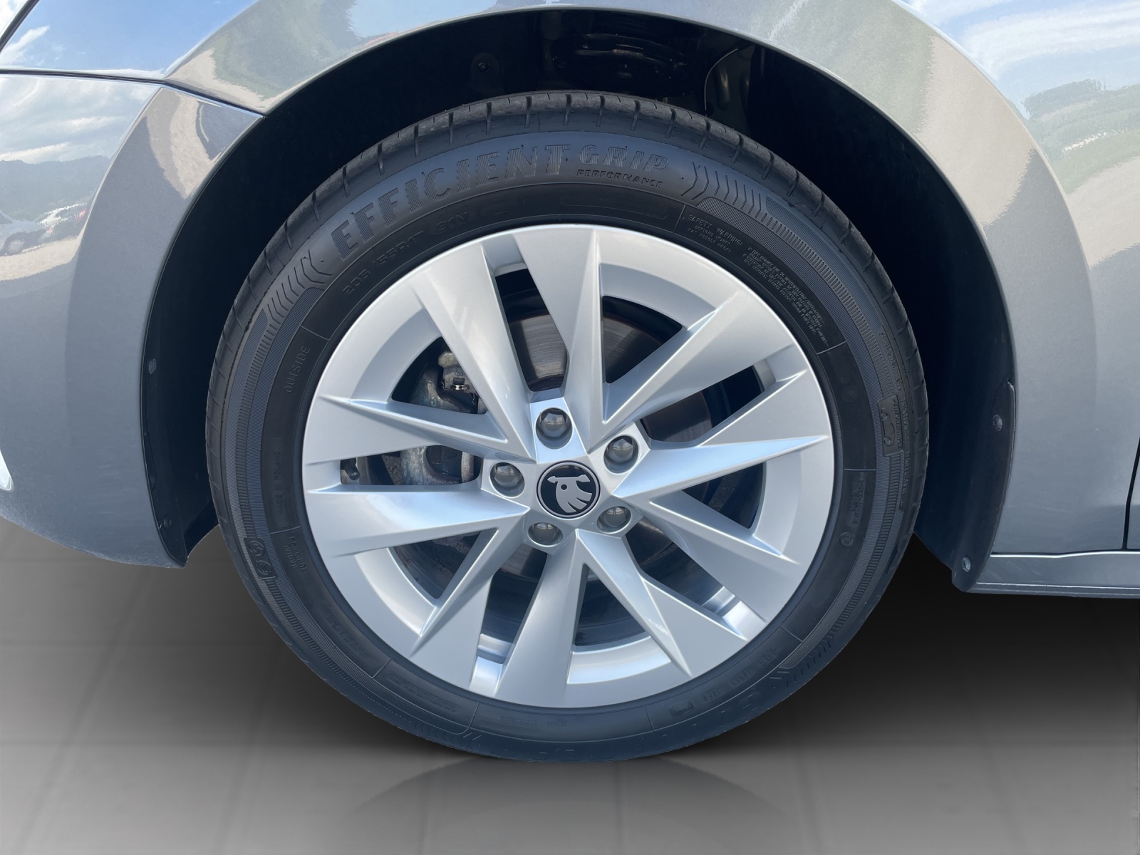 SKODA Octavia Combi 1.5 TSI mHEV DSG Selection-image-18