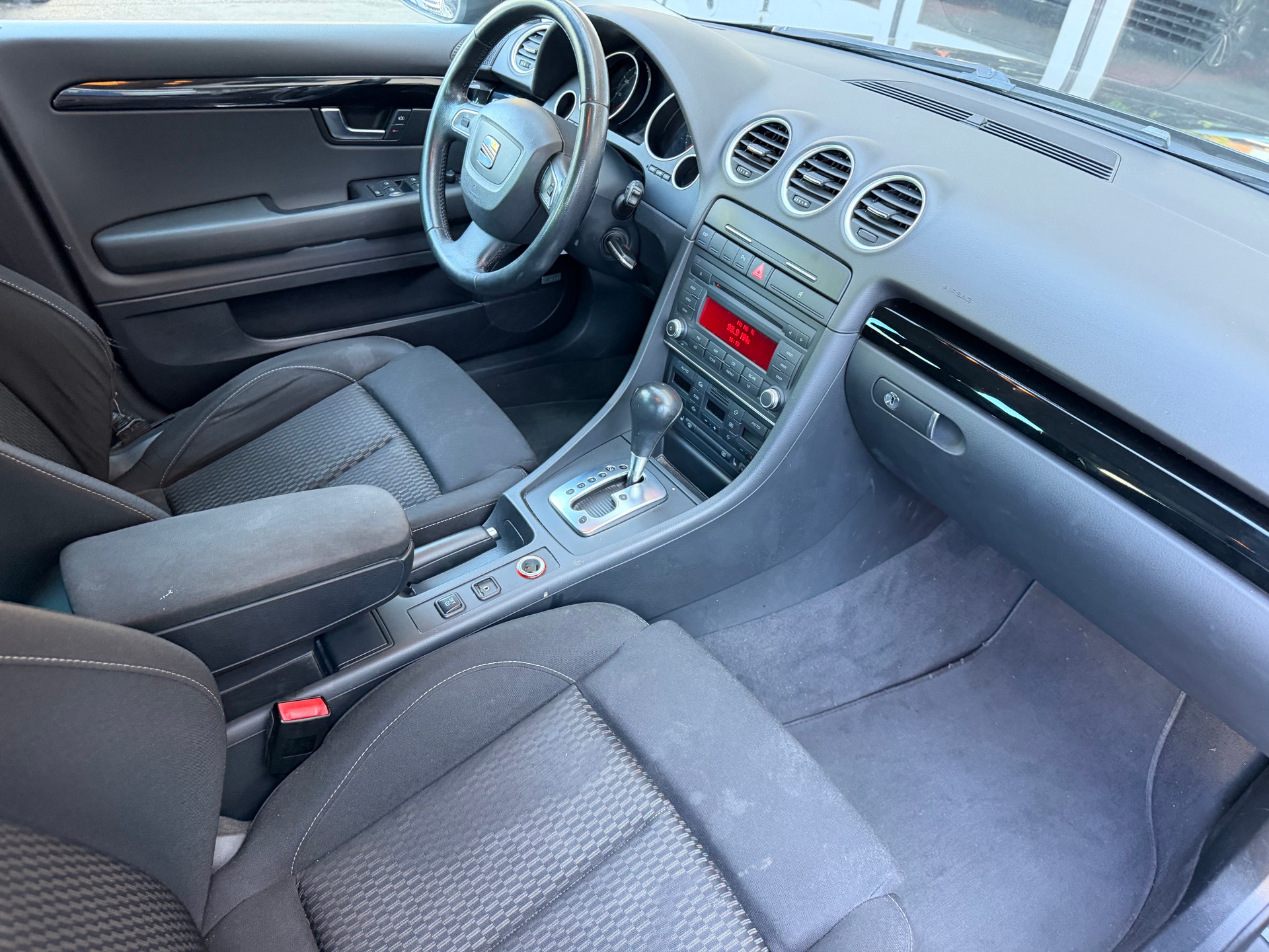 SEAT Exeo ST 2.0 TSI Advantage multitronic-image-10