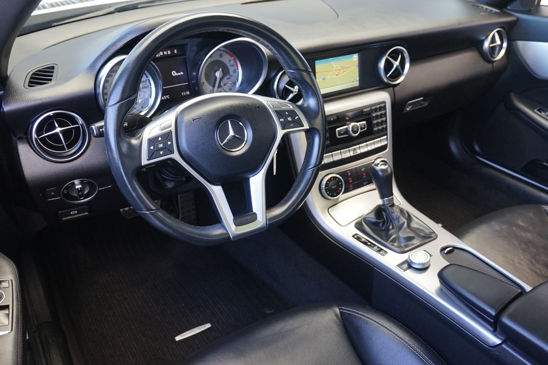 MERCEDES-BENZ SLK 200 Roadster 184 PS Automat-image-22